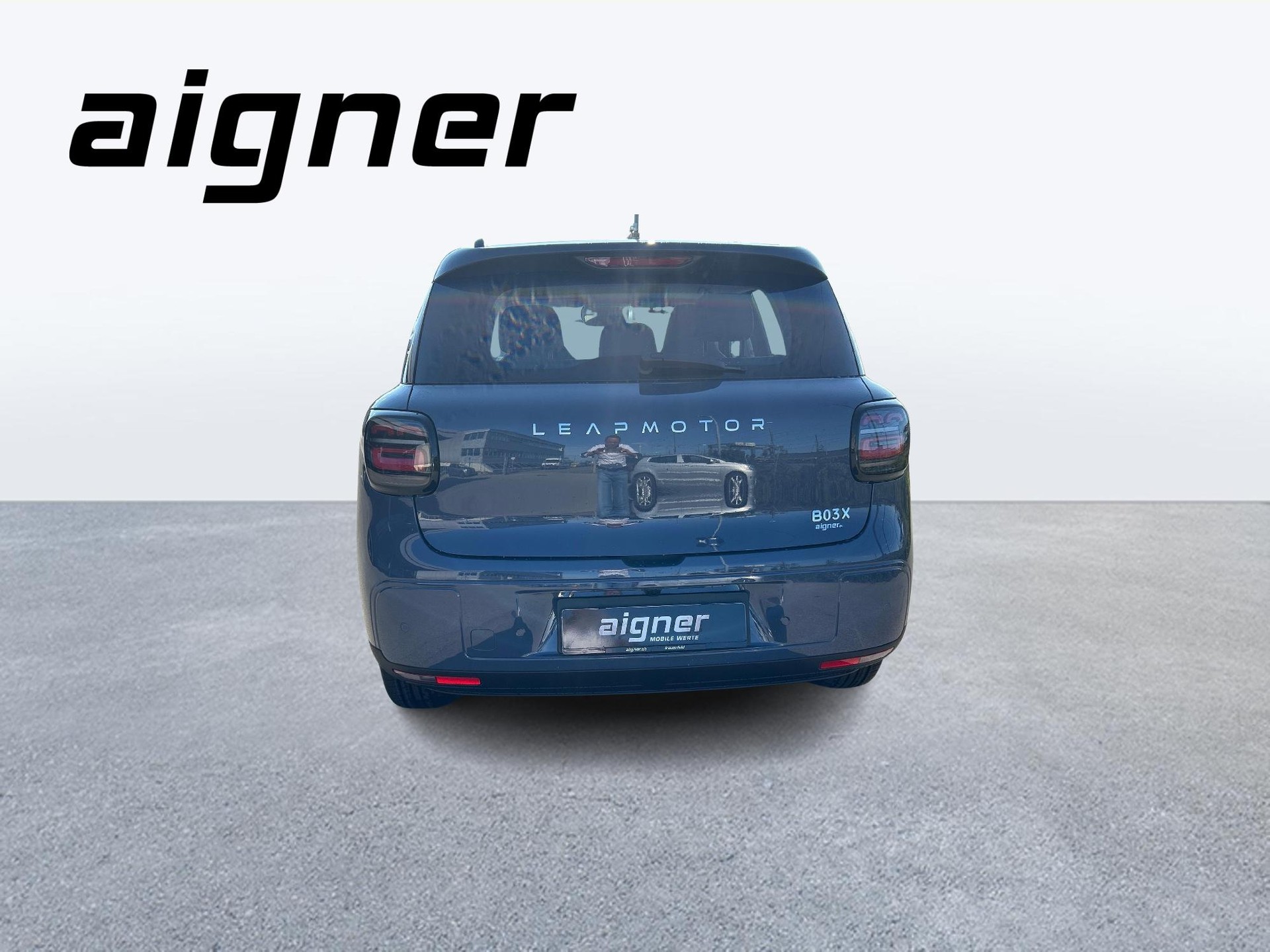LEAPMOTOR B03X EV-image-3