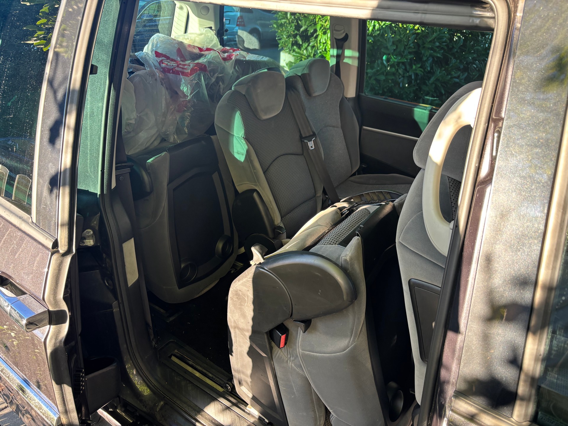 PEUGEOT 807 2.0 16V HDi Allure-image-7