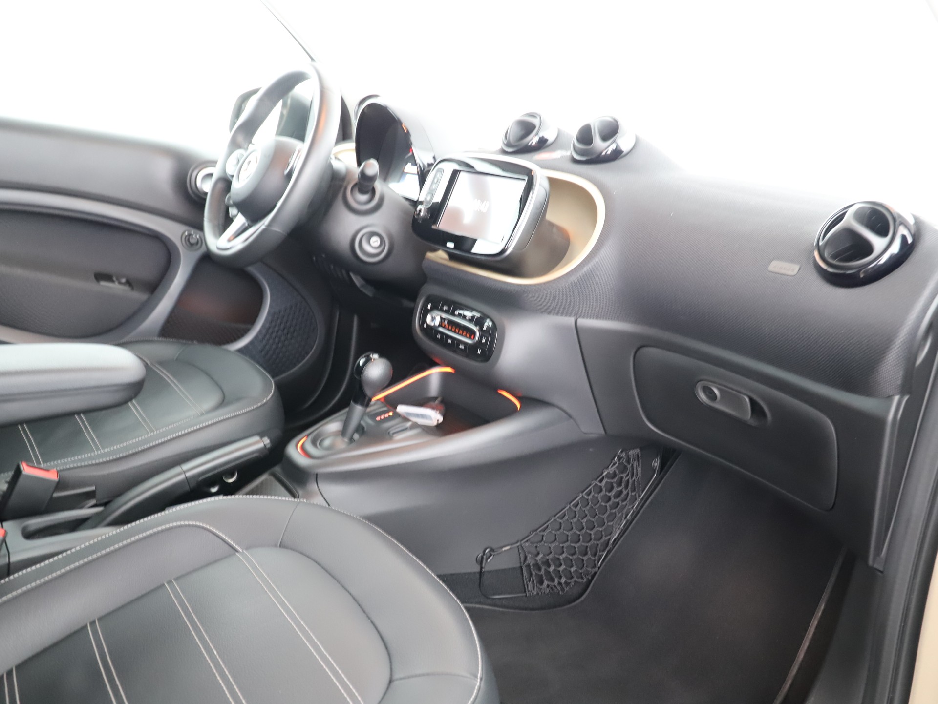 SMART fortwo EQ prime-image-9