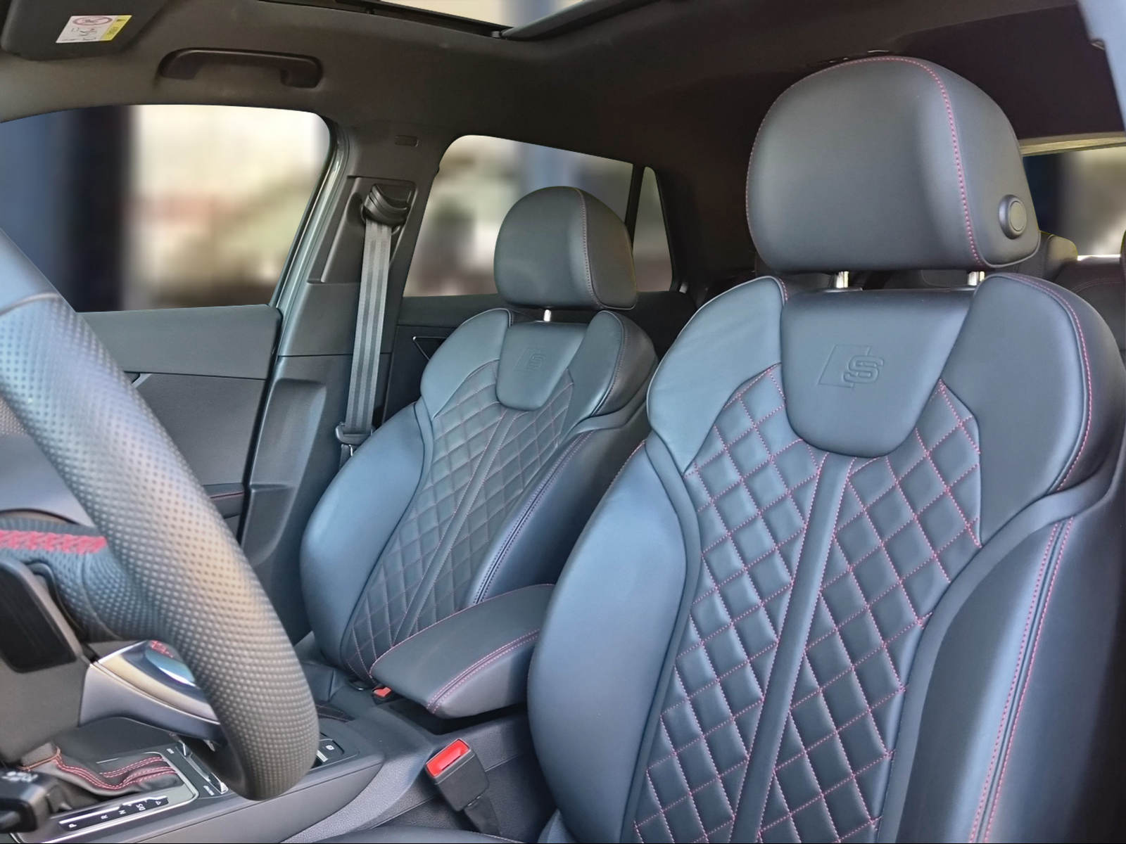 AUDI Q2 40 TFSI S line Attraction quattro S-tronic Daytonagrau Perleffekt-image-7