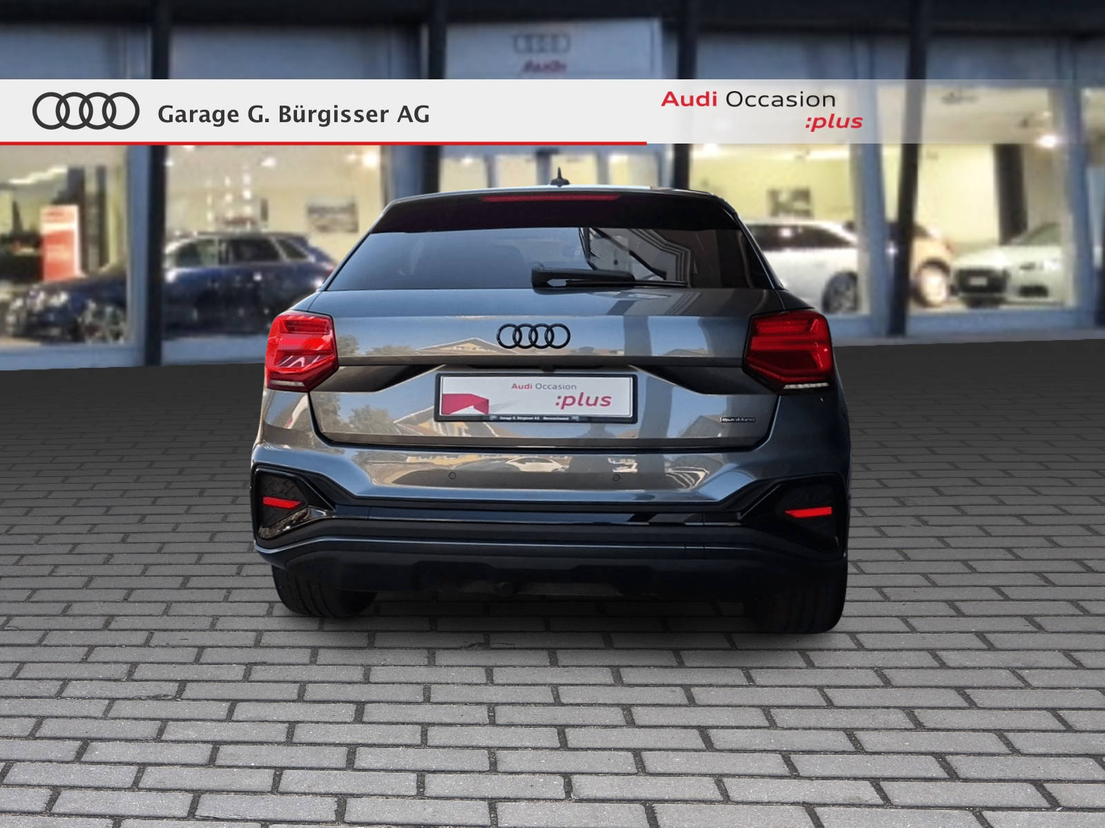 AUDI Q2 40 TFSI S line Attraction quattro S-tronic Daytonagrau Perleffekt-image-4