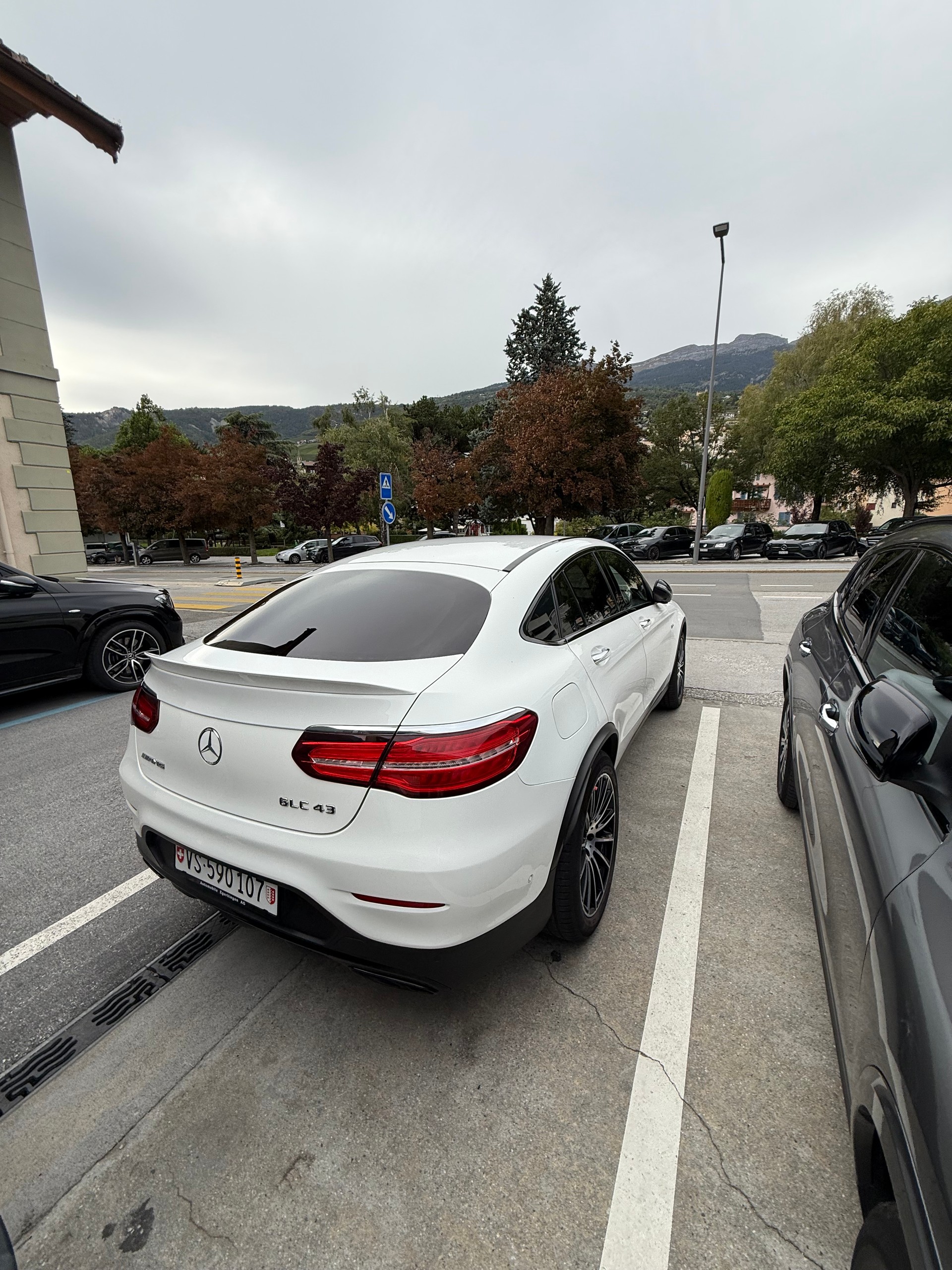 MERCEDES-BENZ GLC 43 AMG 4m-image-3