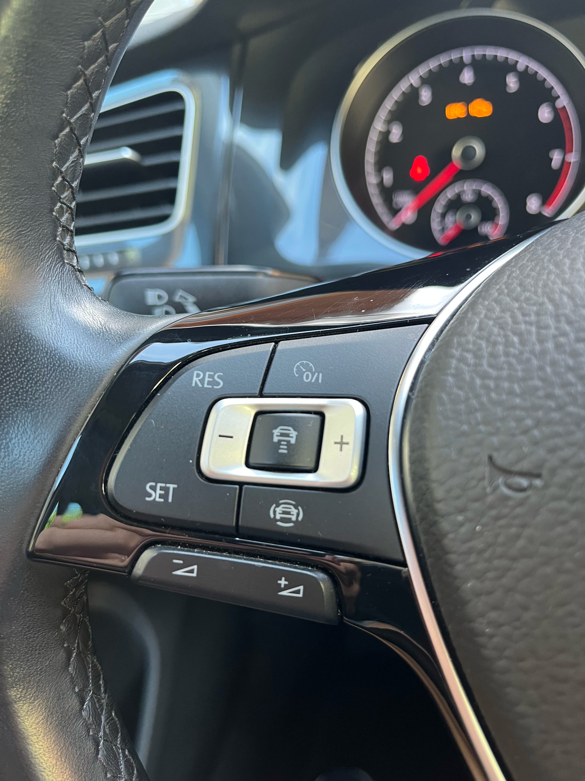 VW 1.5 TSI EVO BlueM Comfortline-image-11