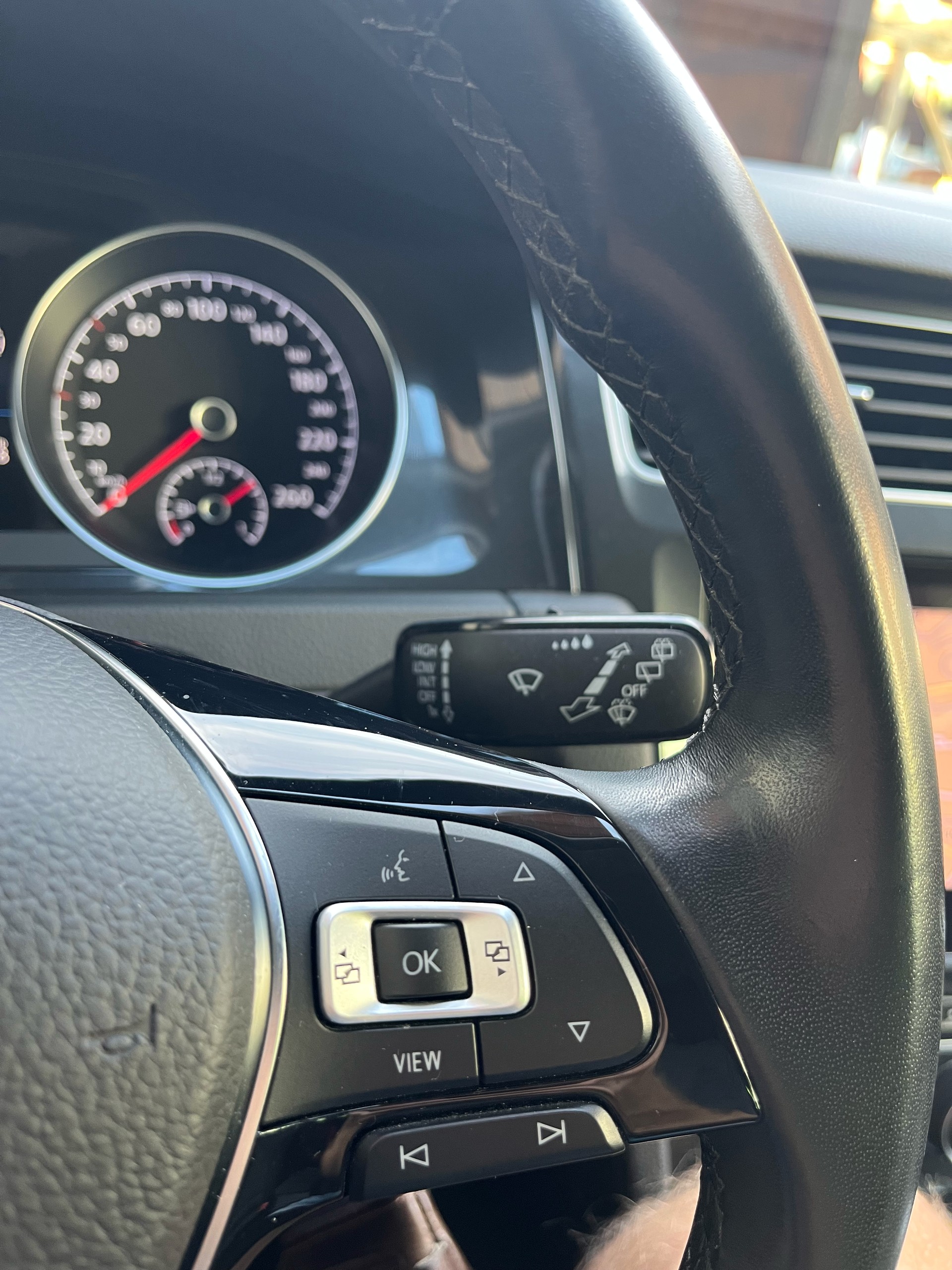 VW 1.5 TSI EVO BlueM Comfortline-image-12