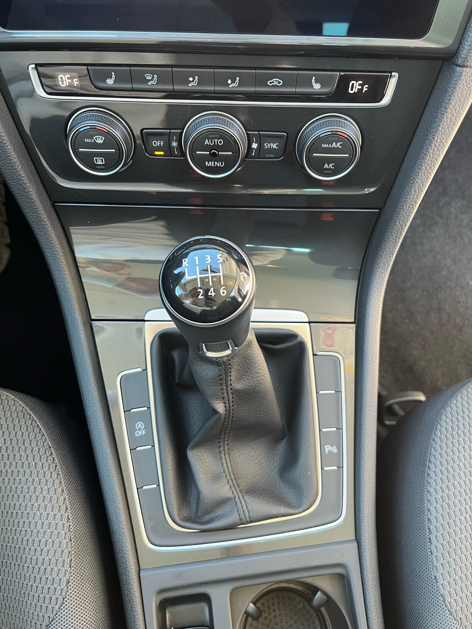 VW 1.5 TSI EVO BlueM Comfortline-image-8