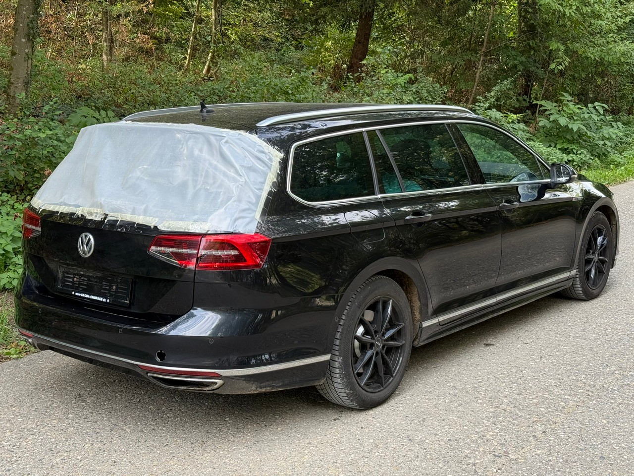 VW Passat Variant 2.0 TSI R-Line 280 PS BMT Highline 4Motion DSG-image-7