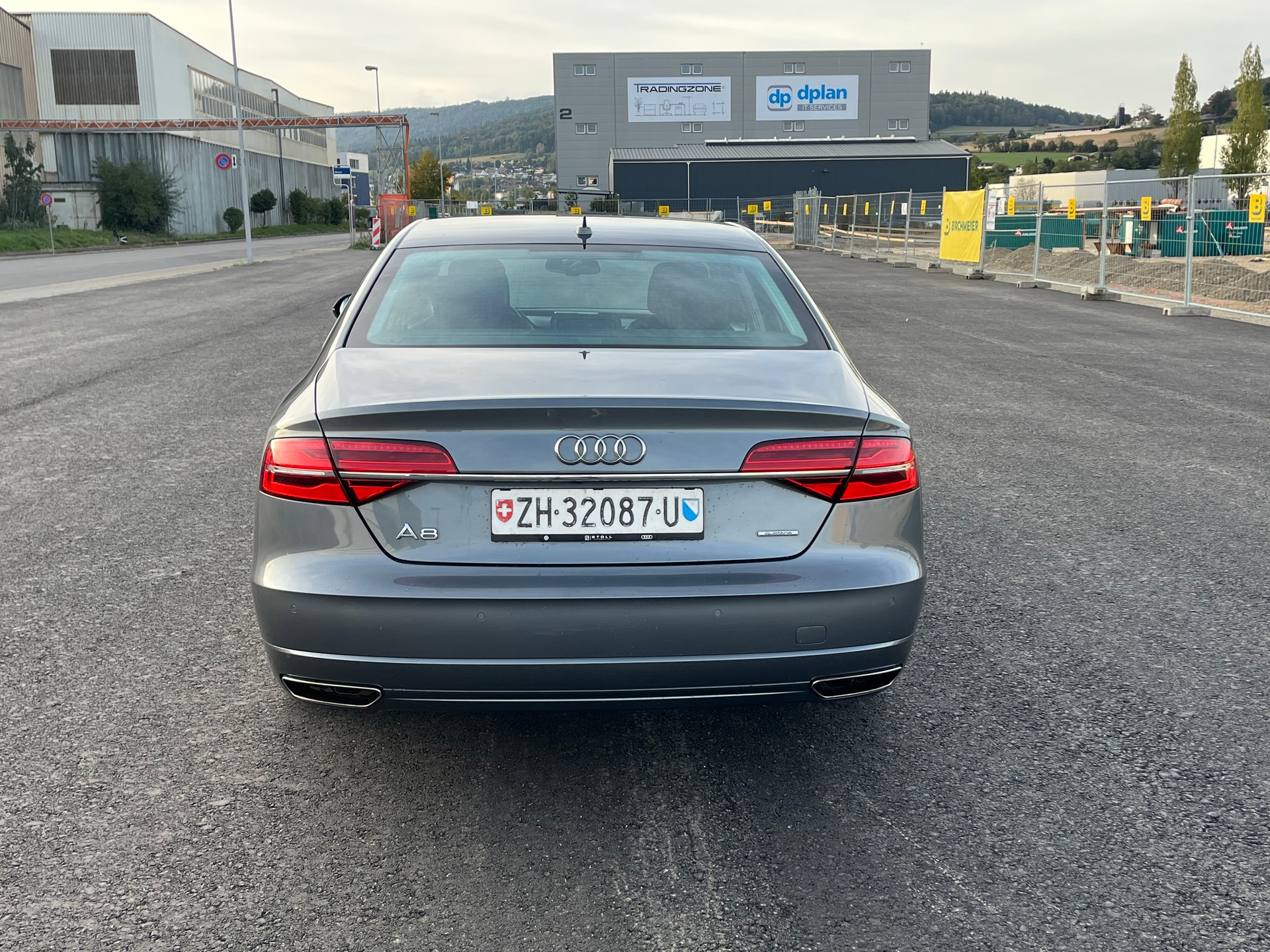 AUDI A8 3.0 TDI quattro tiptronic-image-4