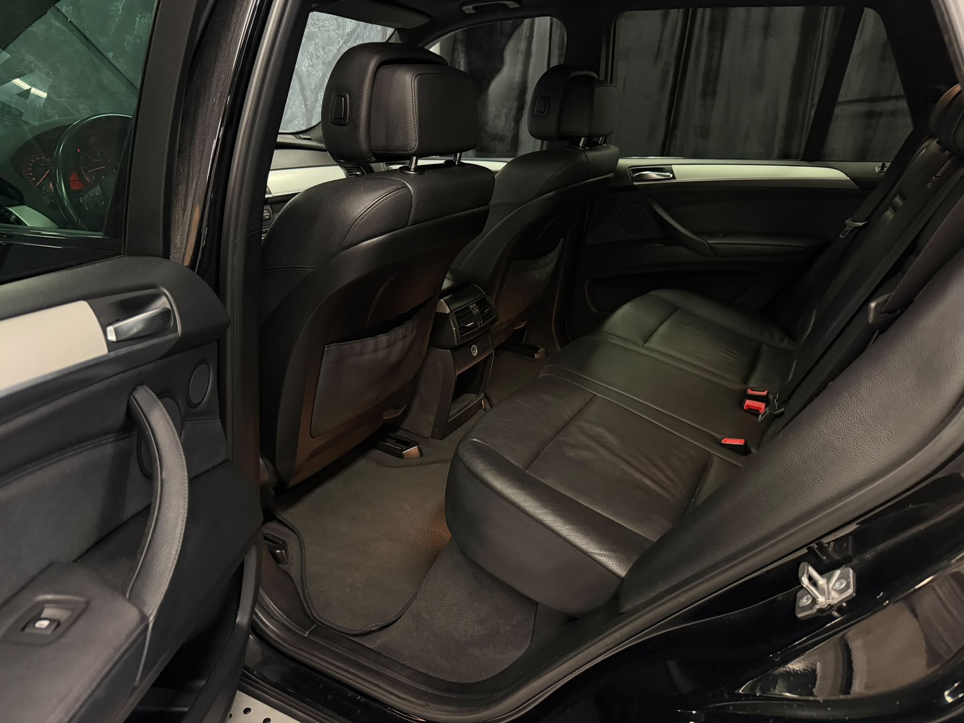 BMW X5 xDrive 40d Steptronic M-Sportpaket-image-11