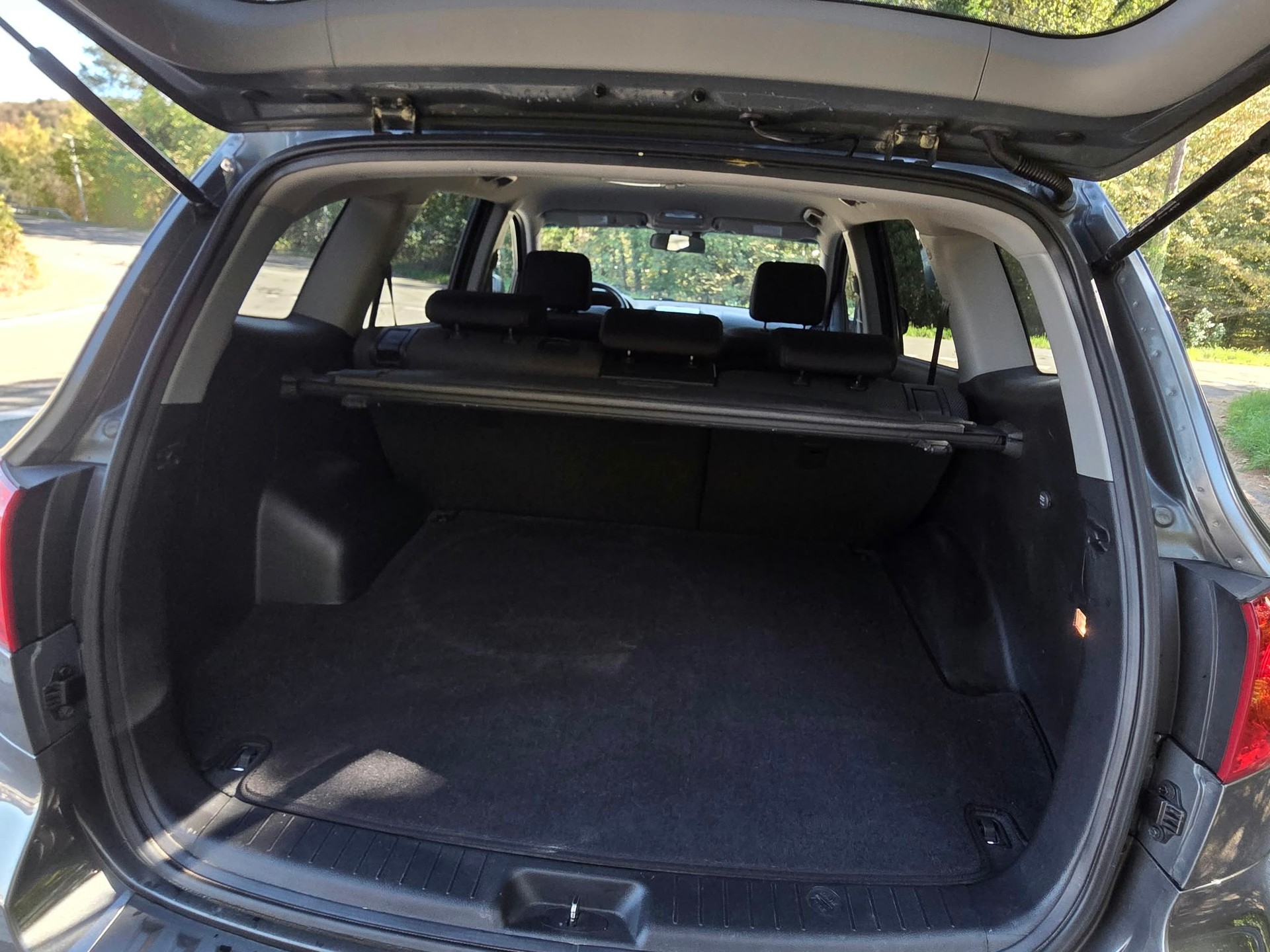 HYUNDAI Santa Fe 2.2 CRDi 4WD Automat-image-5