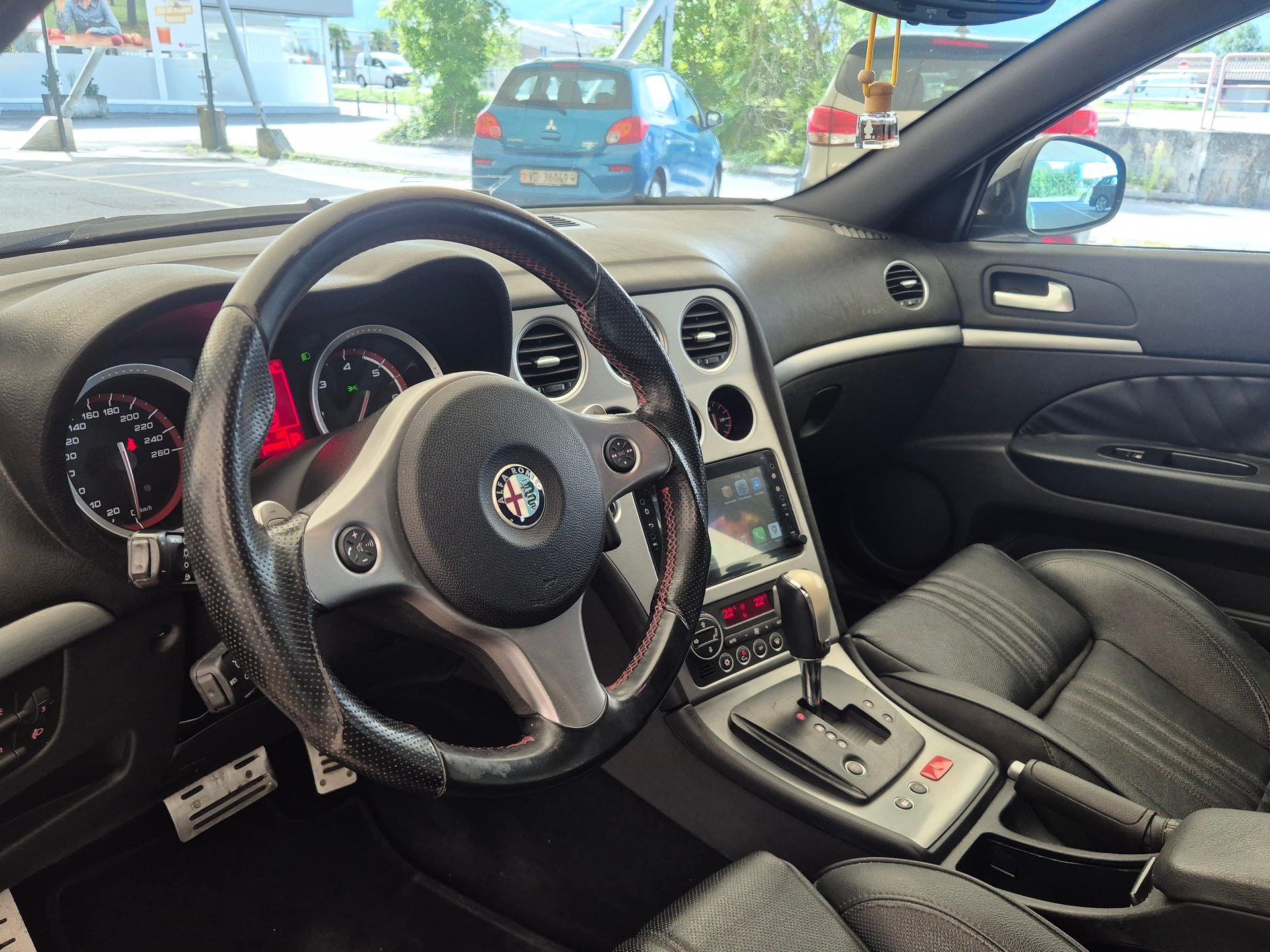 ALFA ROMEO 159 Sportwagon 2.4 JTD TI Q-Tronic-image-8