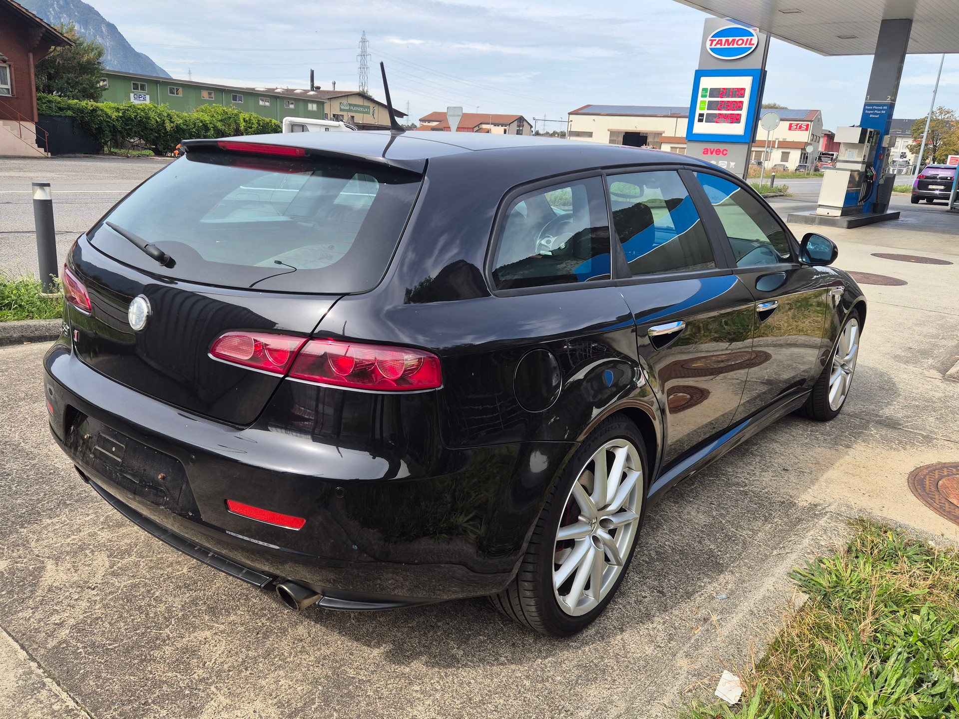 ALFA ROMEO 159 Sportwagon 2.4 JTD TI Q-Tronic-image-3