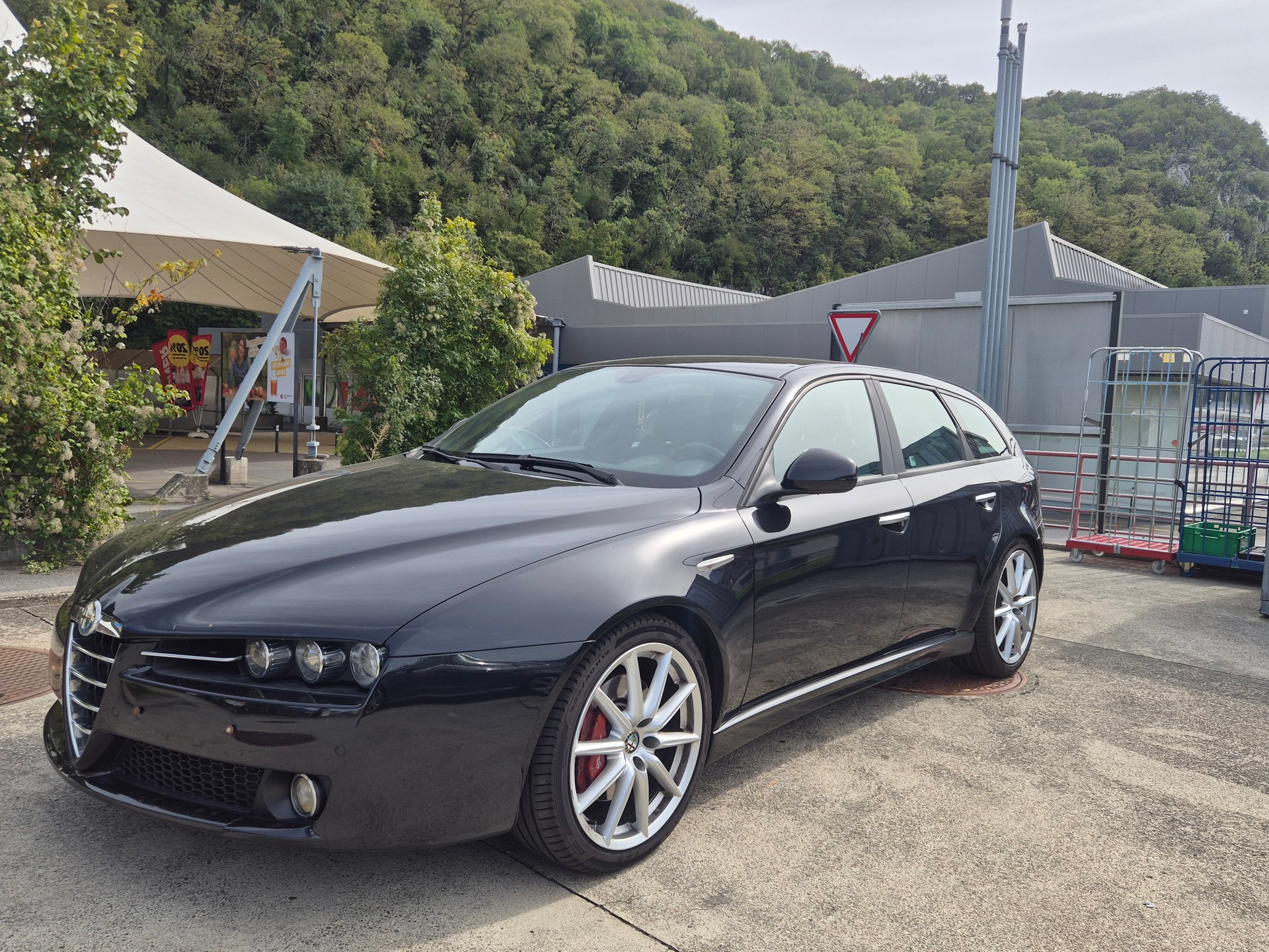 ALFA ROMEO 159 Sportwagon 2.4 JTD TI Q-Tronic-image-2