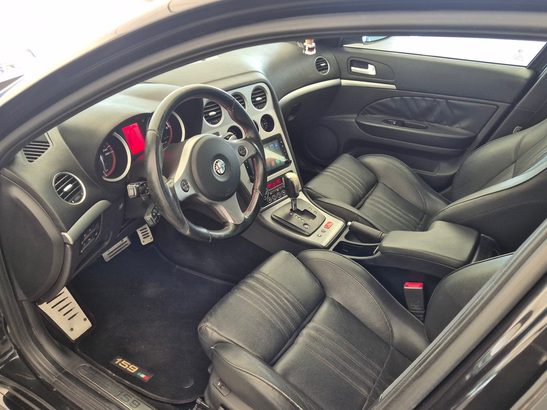 ALFA ROMEO 159 Sportwagon 2.4 JTD TI Q-Tronic-image-7