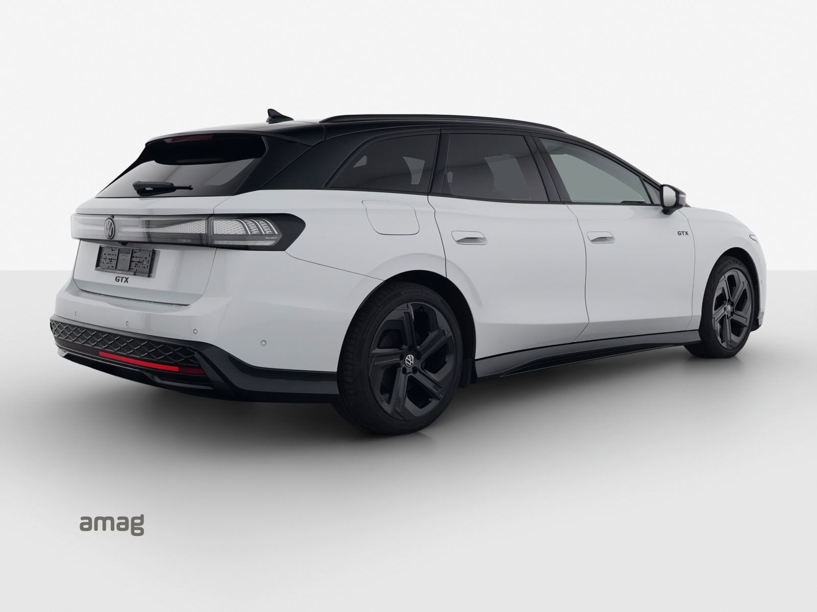 VW ID.7 Tourer GTX 86 kWh GTX United 4 Motion-image-3