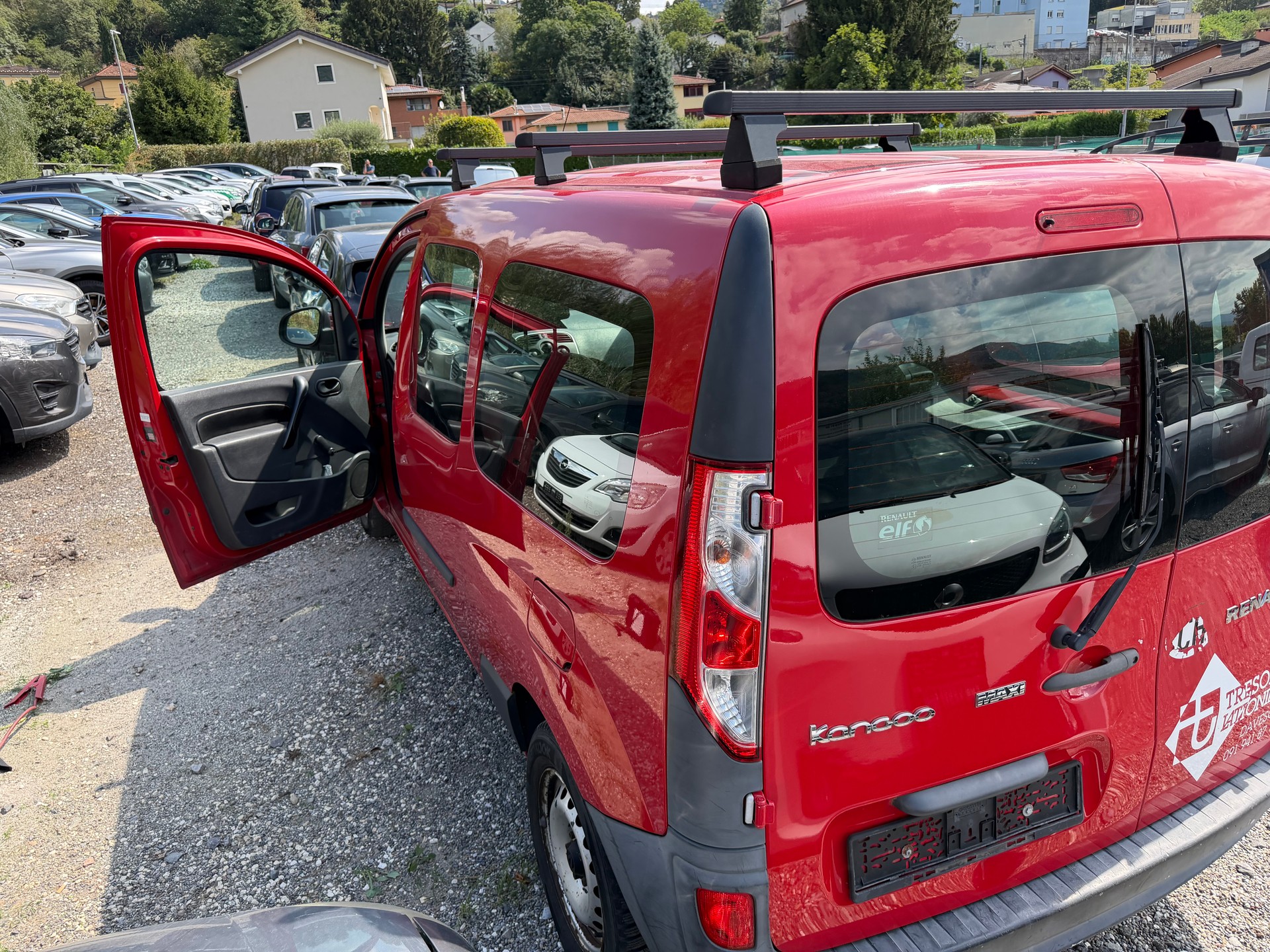 RENAULT Kangoo Maxi dCi 90 Access 5 Plätze / 5 places-image-4