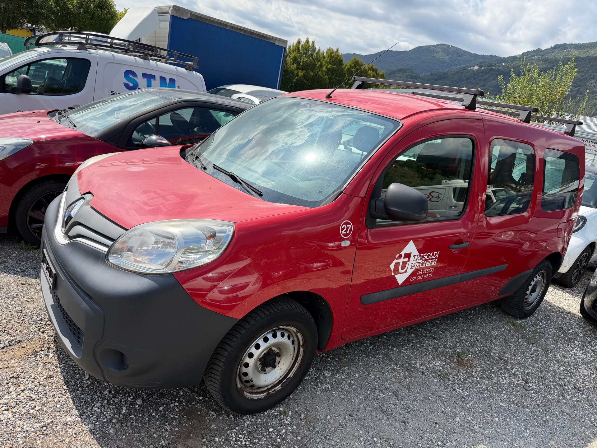 RENAULT Kangoo Maxi dCi 90 Access 5 Plätze / 5 places-image-0