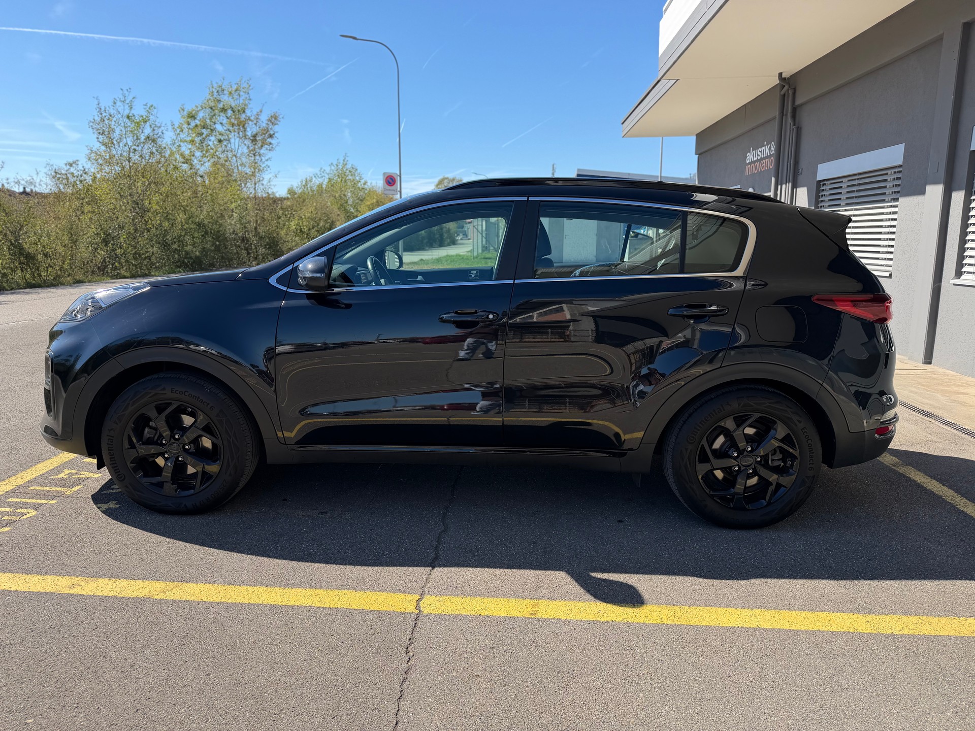 KIA Sportage 1.6 T-GDi Black Edition 4WD Automat-image-6