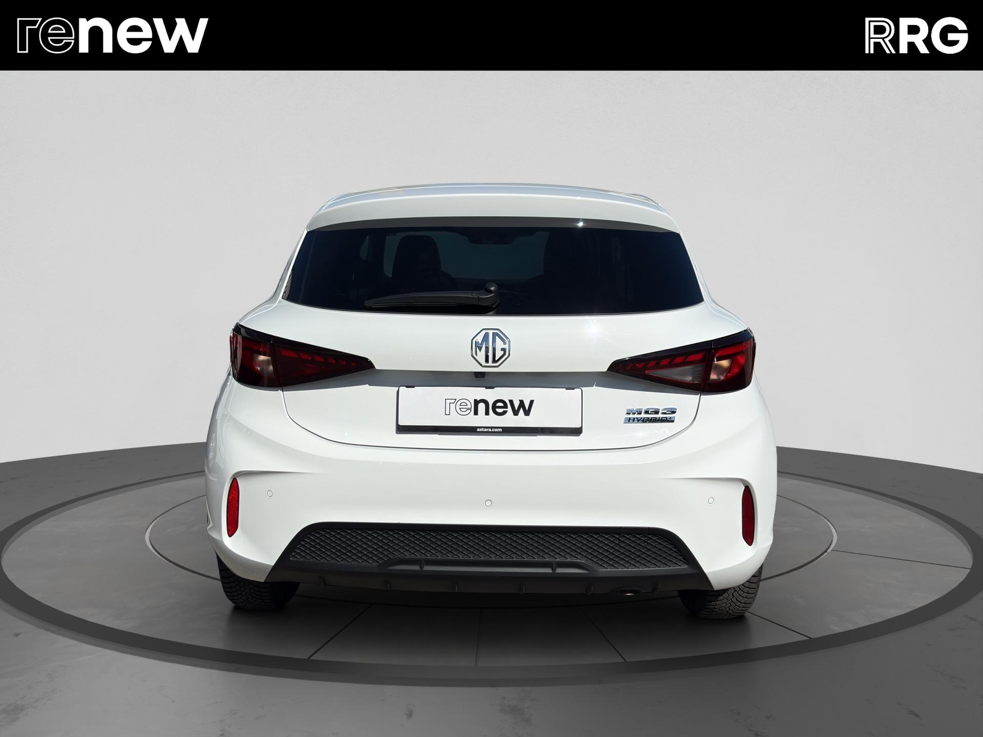MG 3 1.5 Hybrid Luxury Aut.-image-3