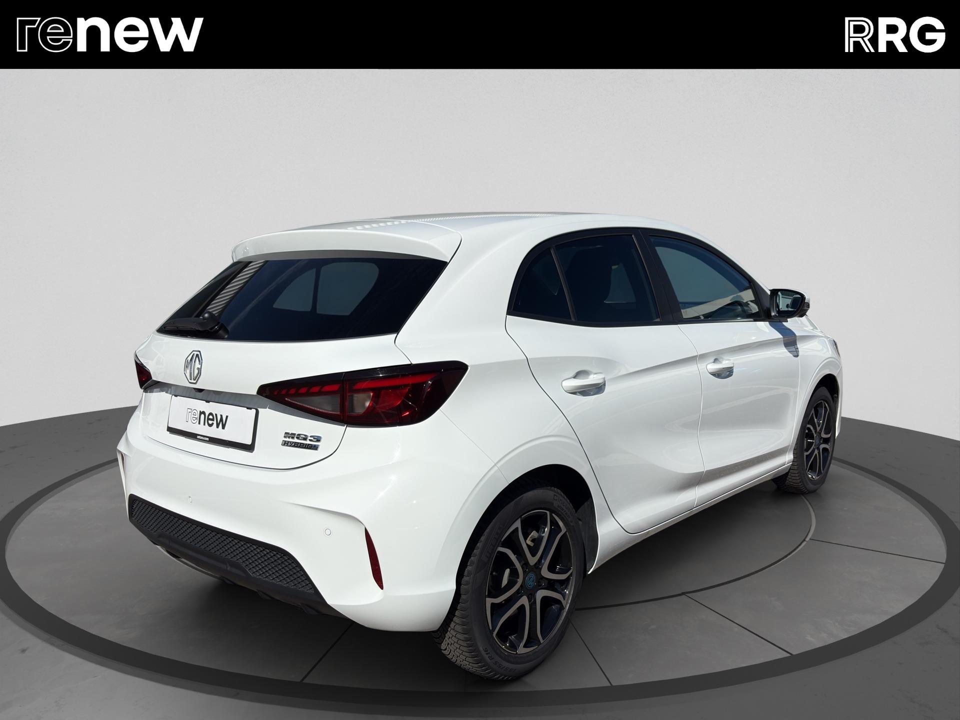 MG 3 1.5 Hybrid Luxury Aut.-image-2