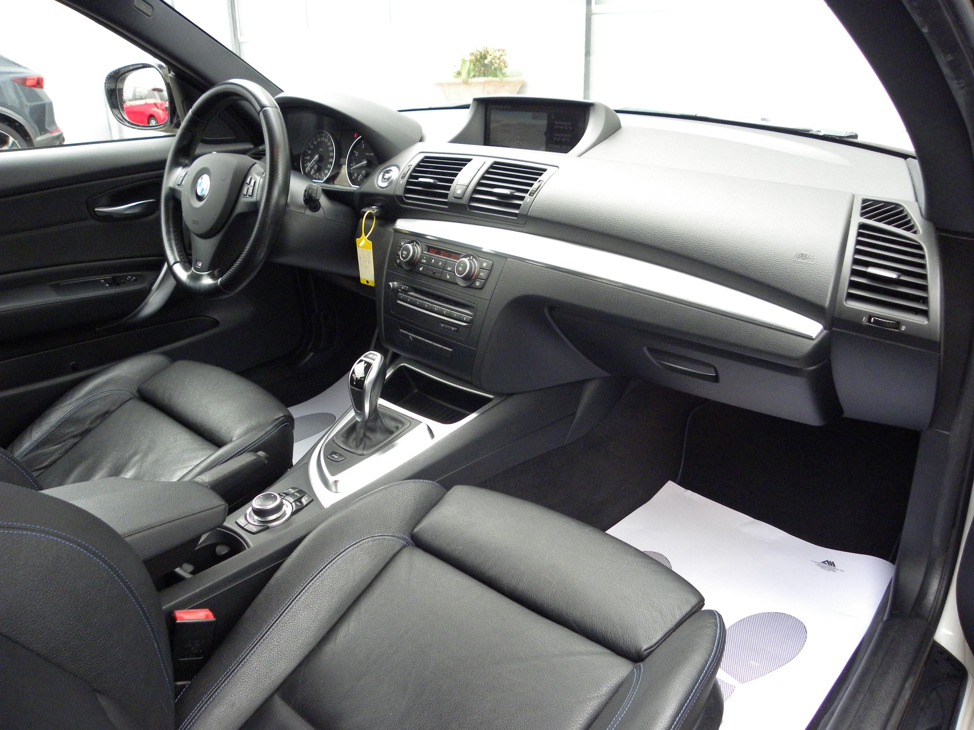 BMW 135i Coupé DSG Edition Sport-image-5