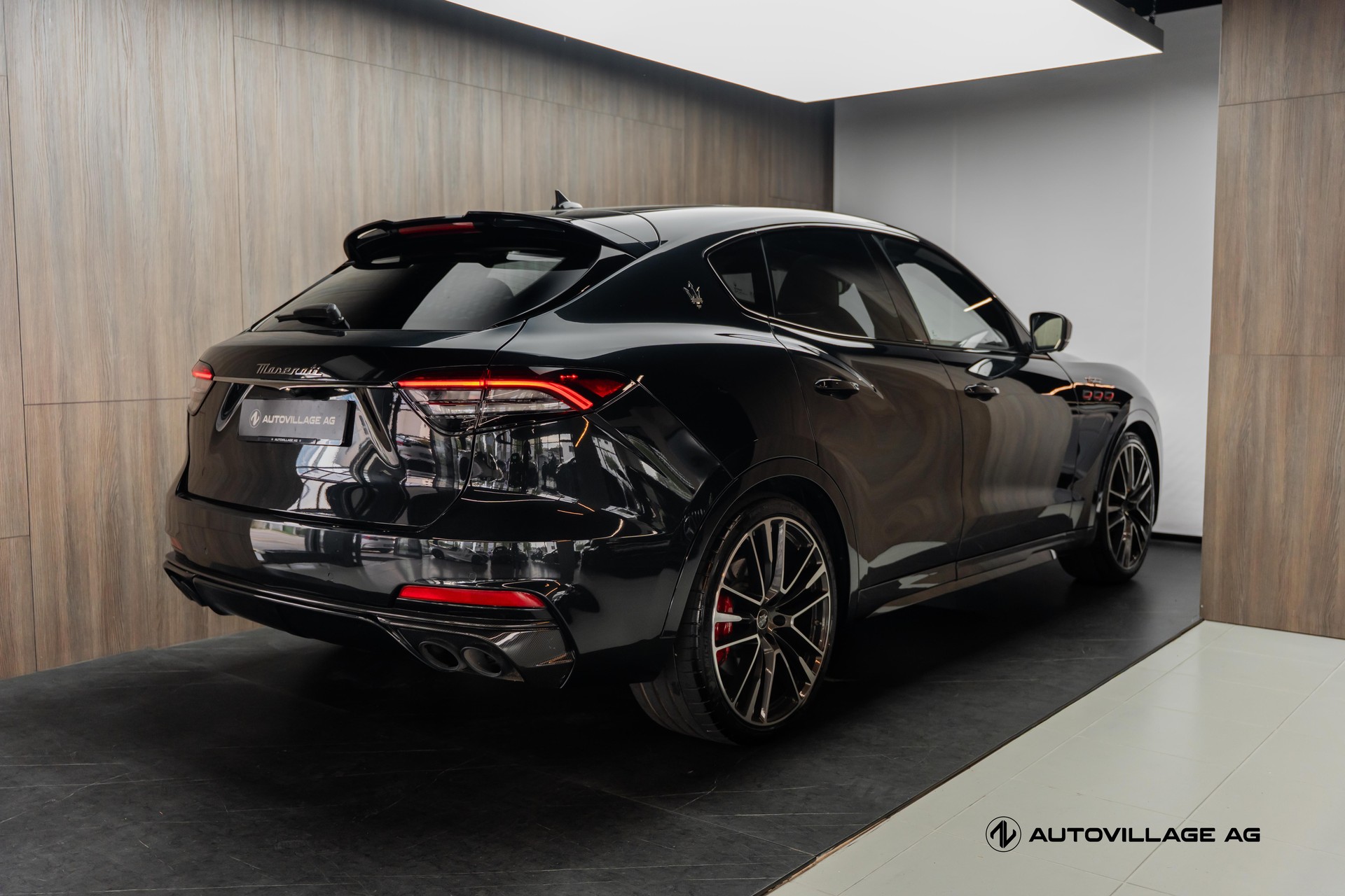 MASERATI Levante 3.8 V8 Trofeo Q4 Automatica-image-1
