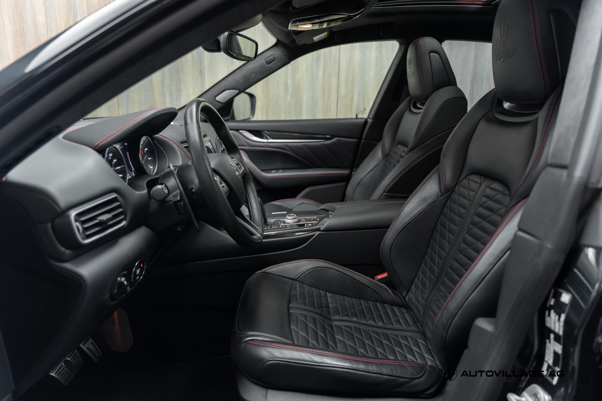 MASERATI Levante 3.8 V8 Trofeo Q4 Automatica-image-4