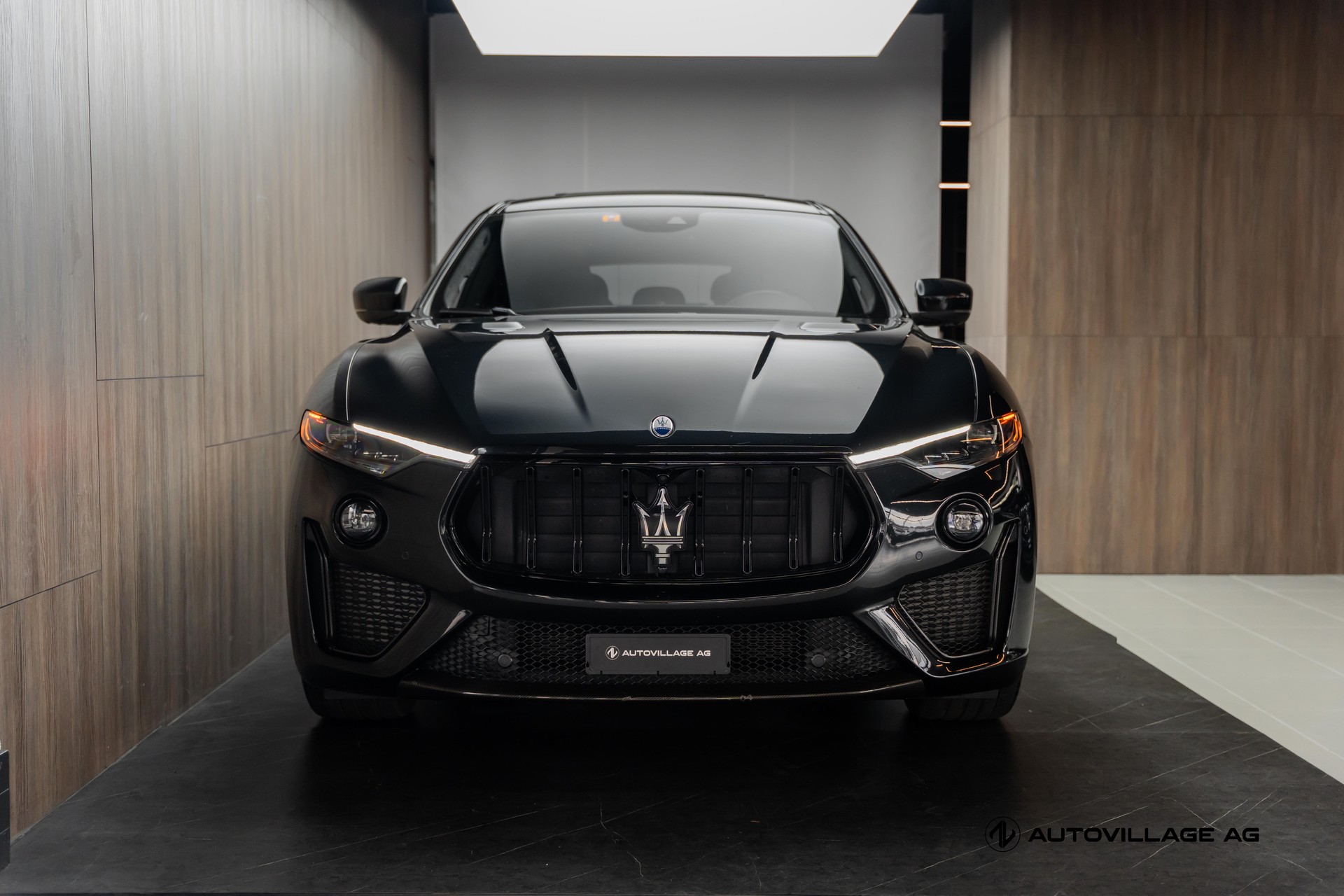 MASERATI Levante 3.8 V8 Trofeo Q4 Automatica-image-29