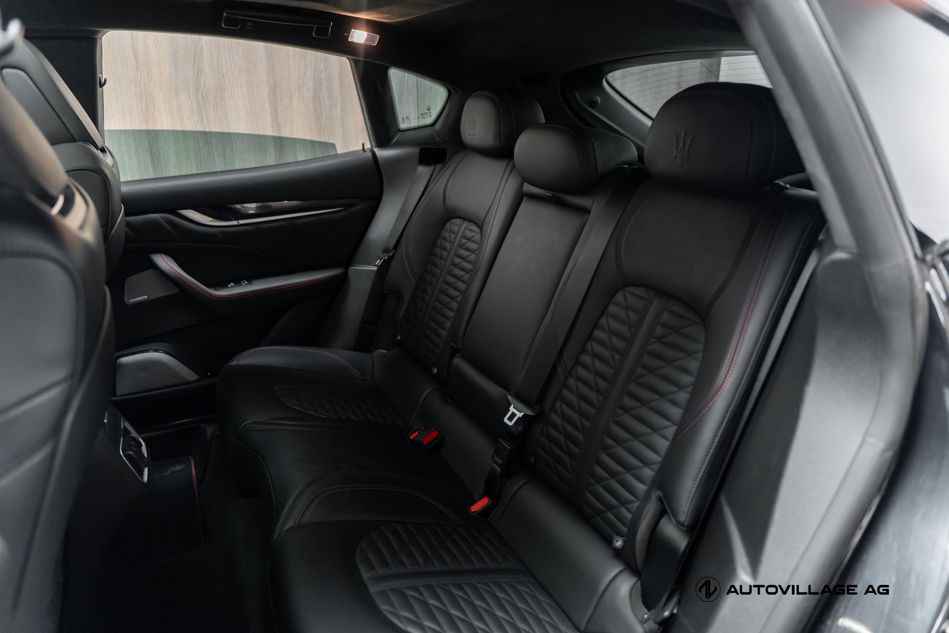 MASERATI Levante 3.8 V8 Trofeo Q4 Automatica-image-7