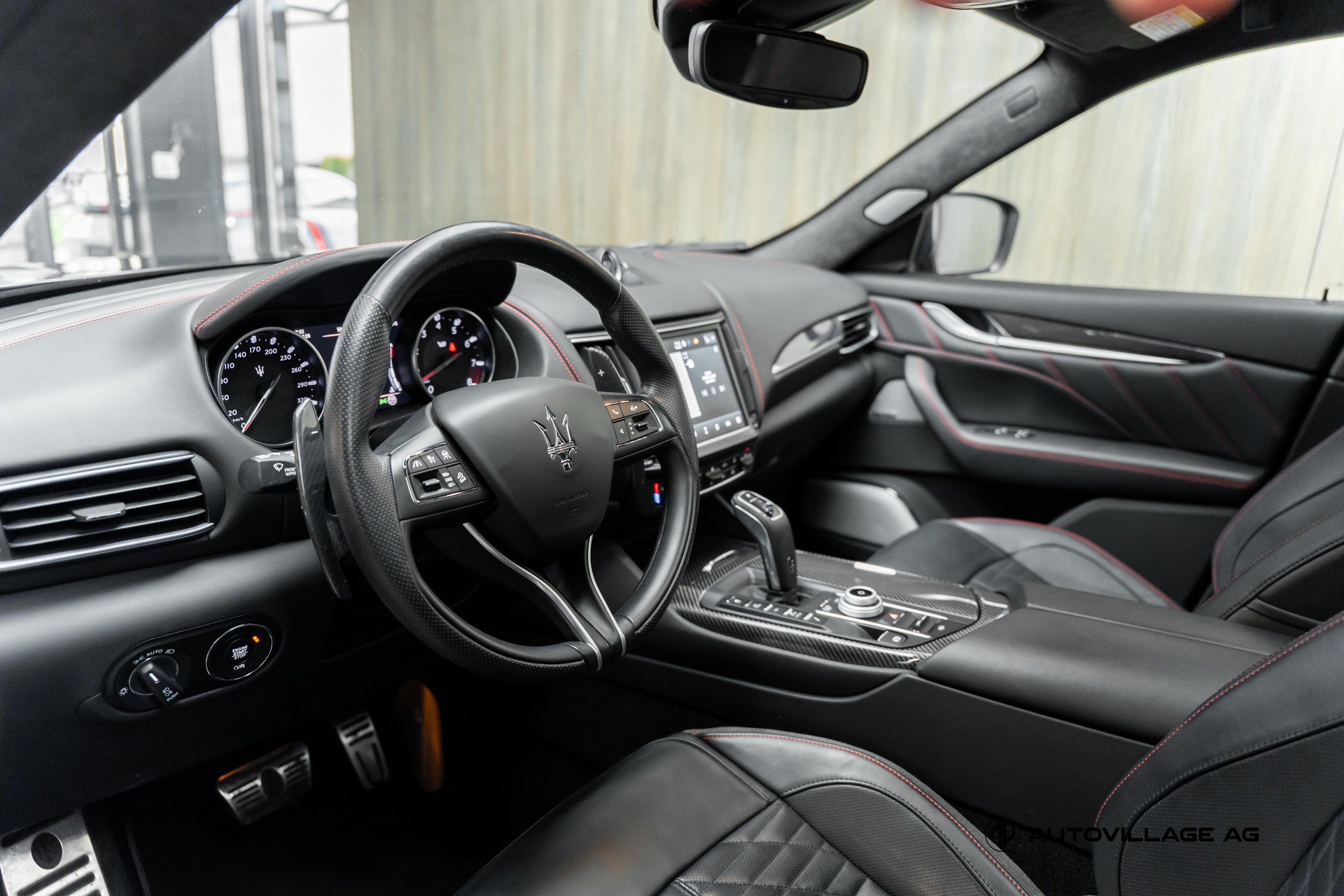 MASERATI Levante 3.8 V8 Trofeo Q4 Automatica-image-3