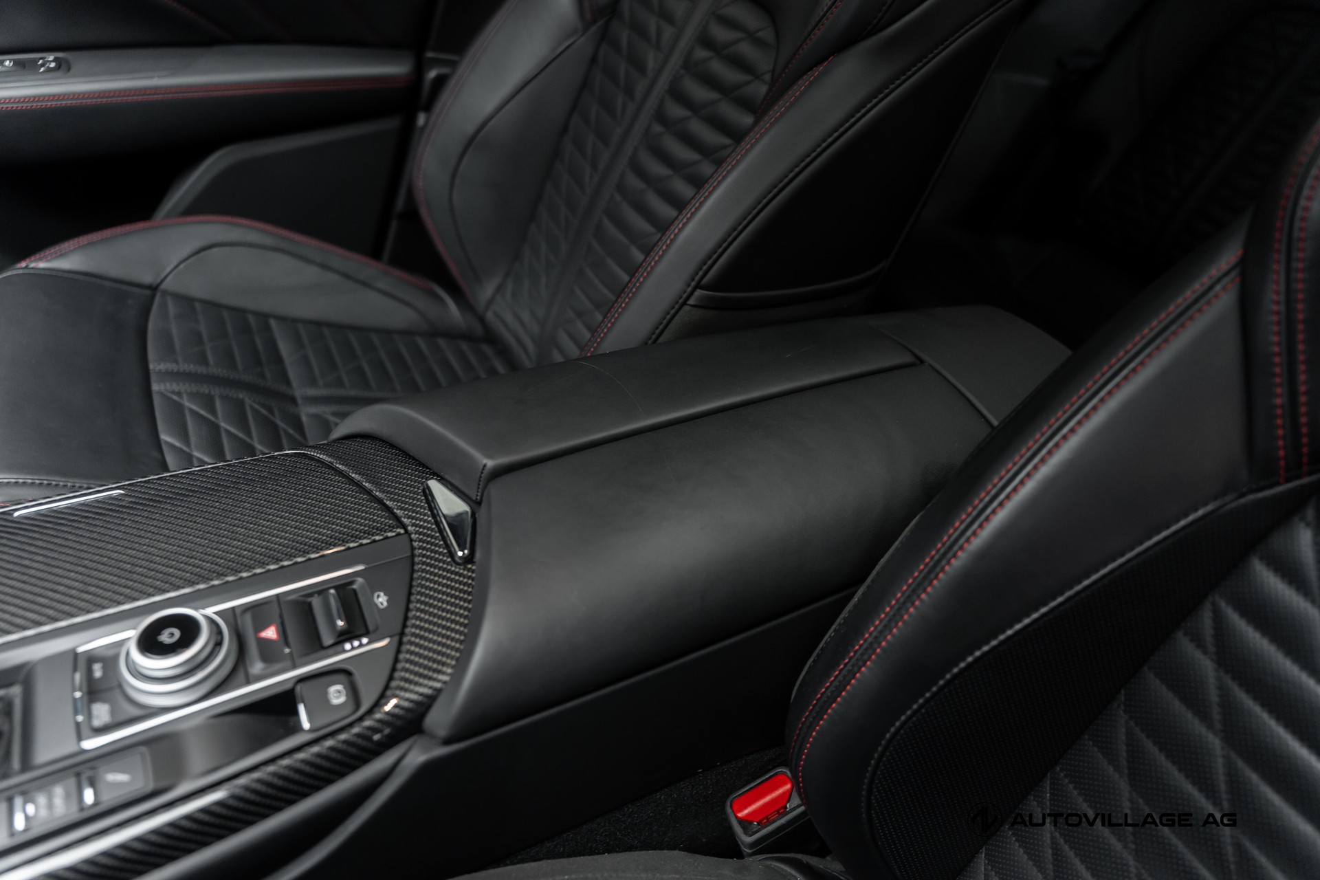 MASERATI Levante 3.8 V8 Trofeo Q4 Automatica-image-16