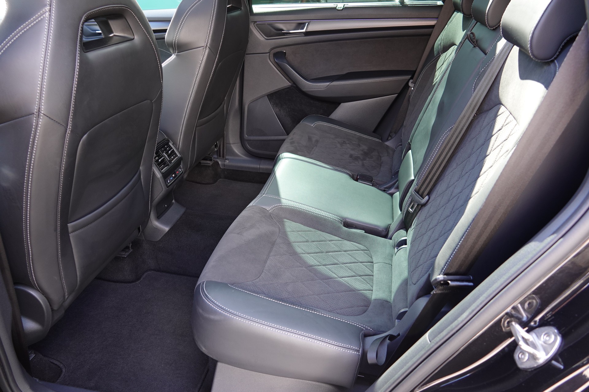 SKODA Kodiaq 2.0 TSI Sportline DSG-image-14