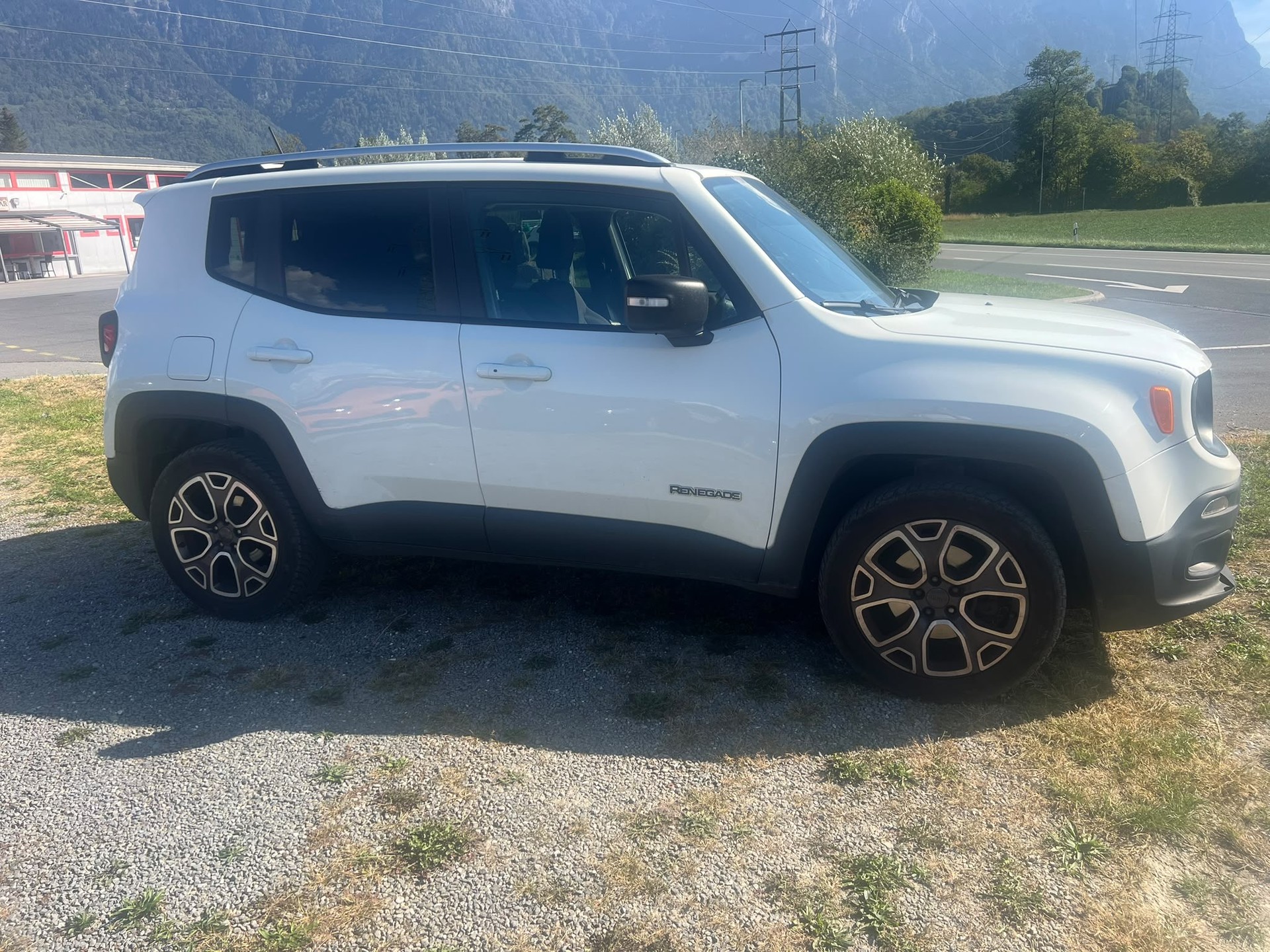 JEEP Renegade 2.0 CRD Limited AWD + Low Range 9ATX-image-4