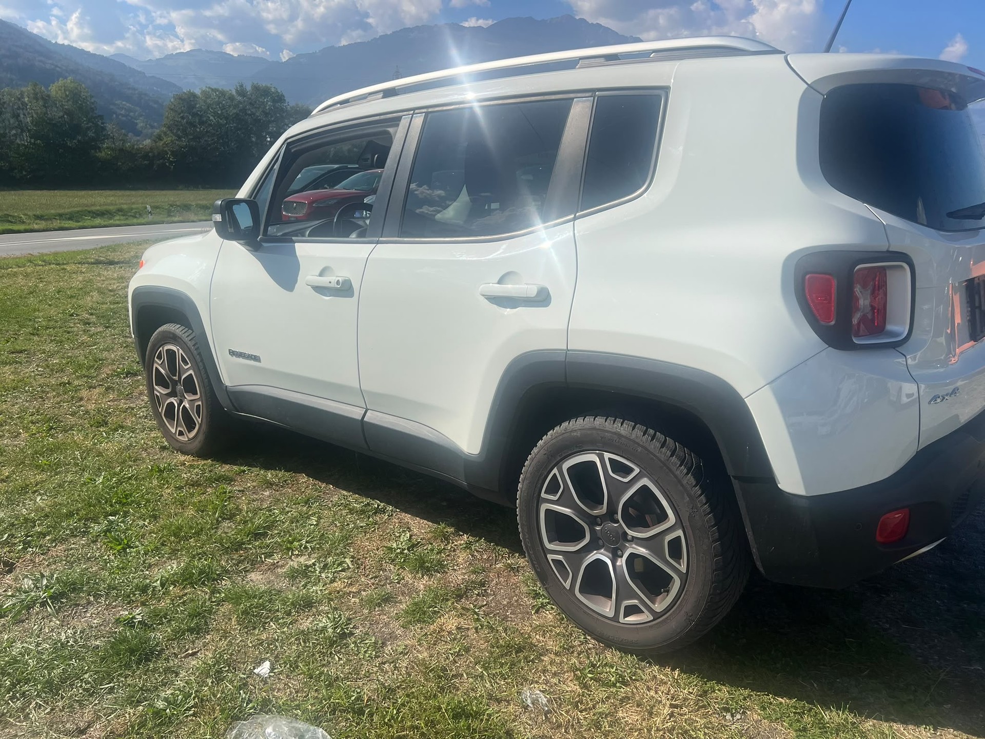JEEP Renegade 2.0 CRD Limited AWD + Low Range 9ATX-image-3