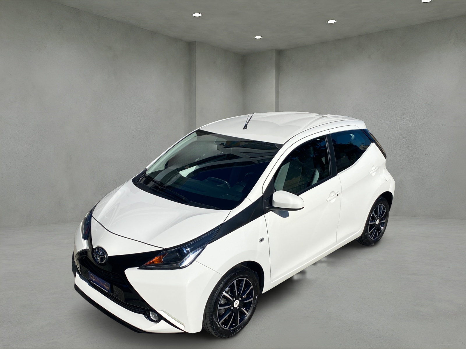 TOYOTA Aygo 1.0 VVT-i Trend-image-2