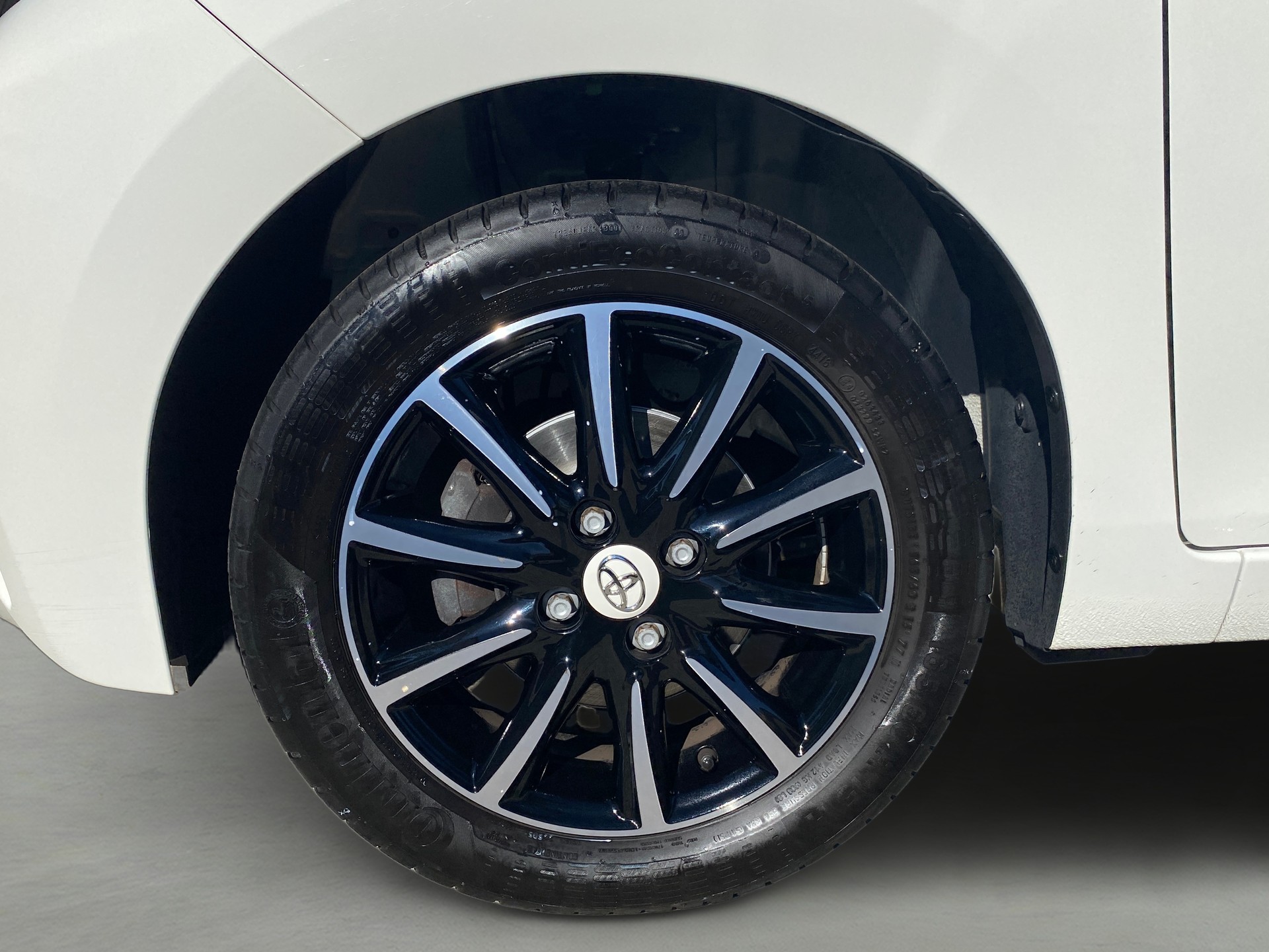 TOYOTA Aygo 1.0 VVT-i Trend-image-14