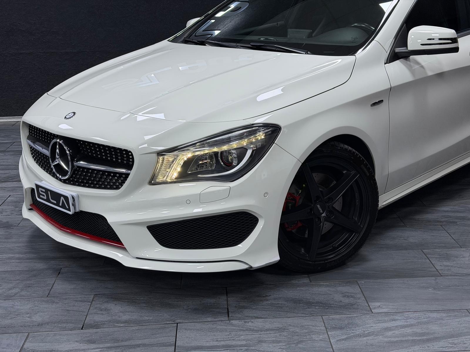 MERCEDES-BENZ CLA 250 Sport 7G-DCT / Aus 1 Hand-showroom-element-1