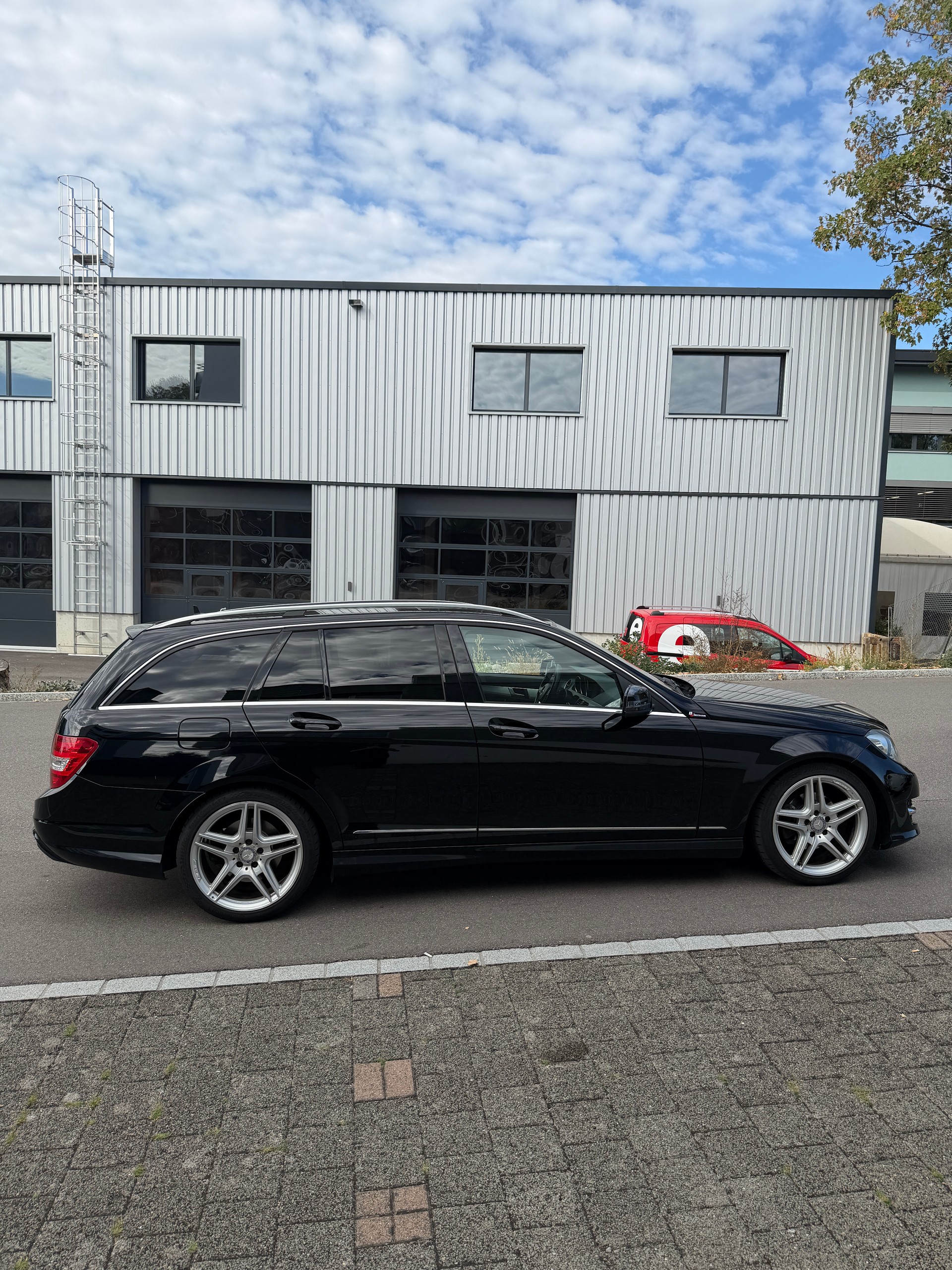 MERCEDES-BENZ C 220 CDI Avantgarde 4Matic 7G-Tronic-image-3