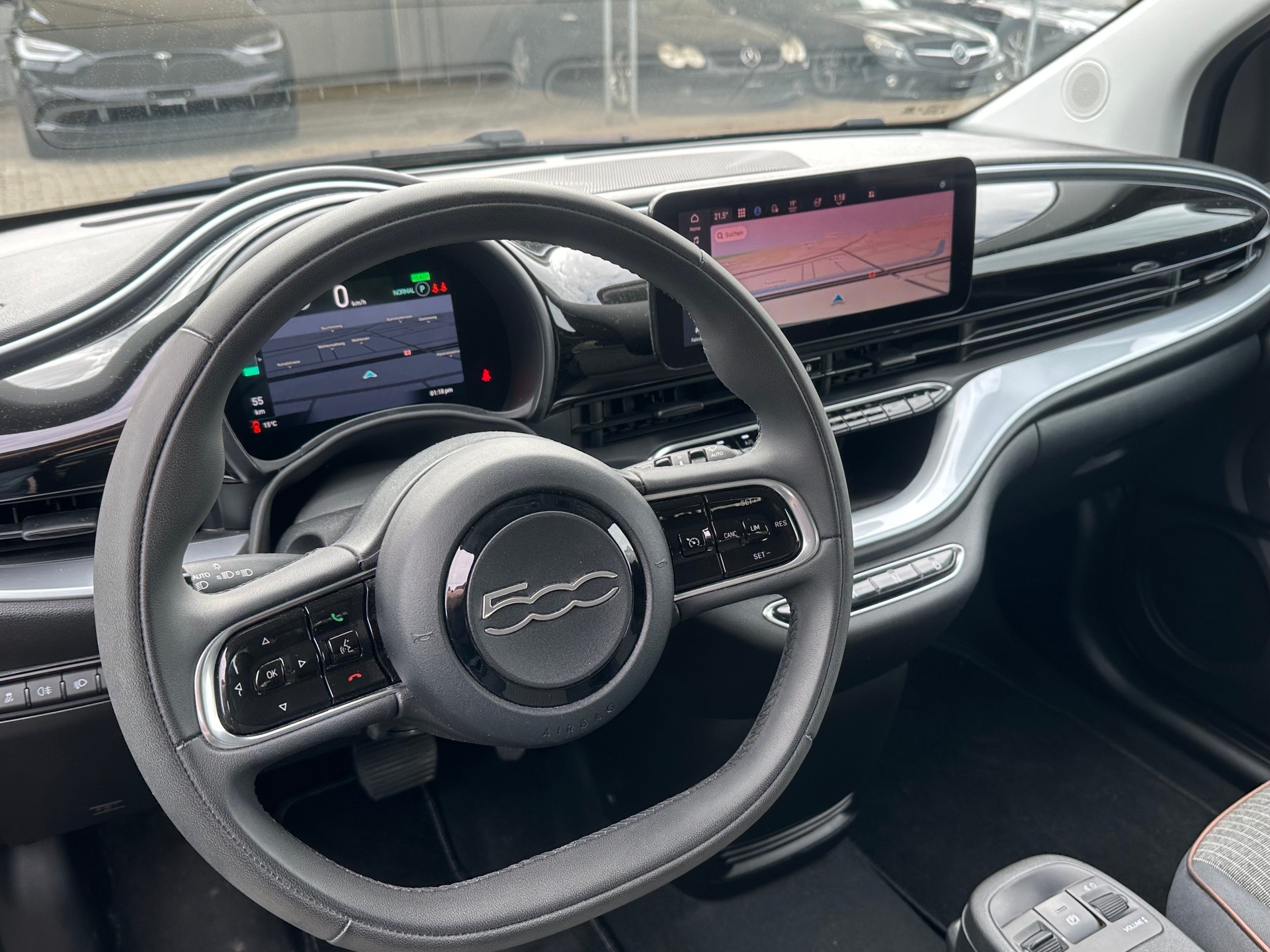 FIAT 500 electric 87 kW Icon-image-5