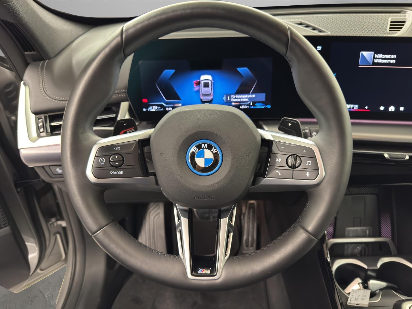 BMW X1 30e xDrive-image-15