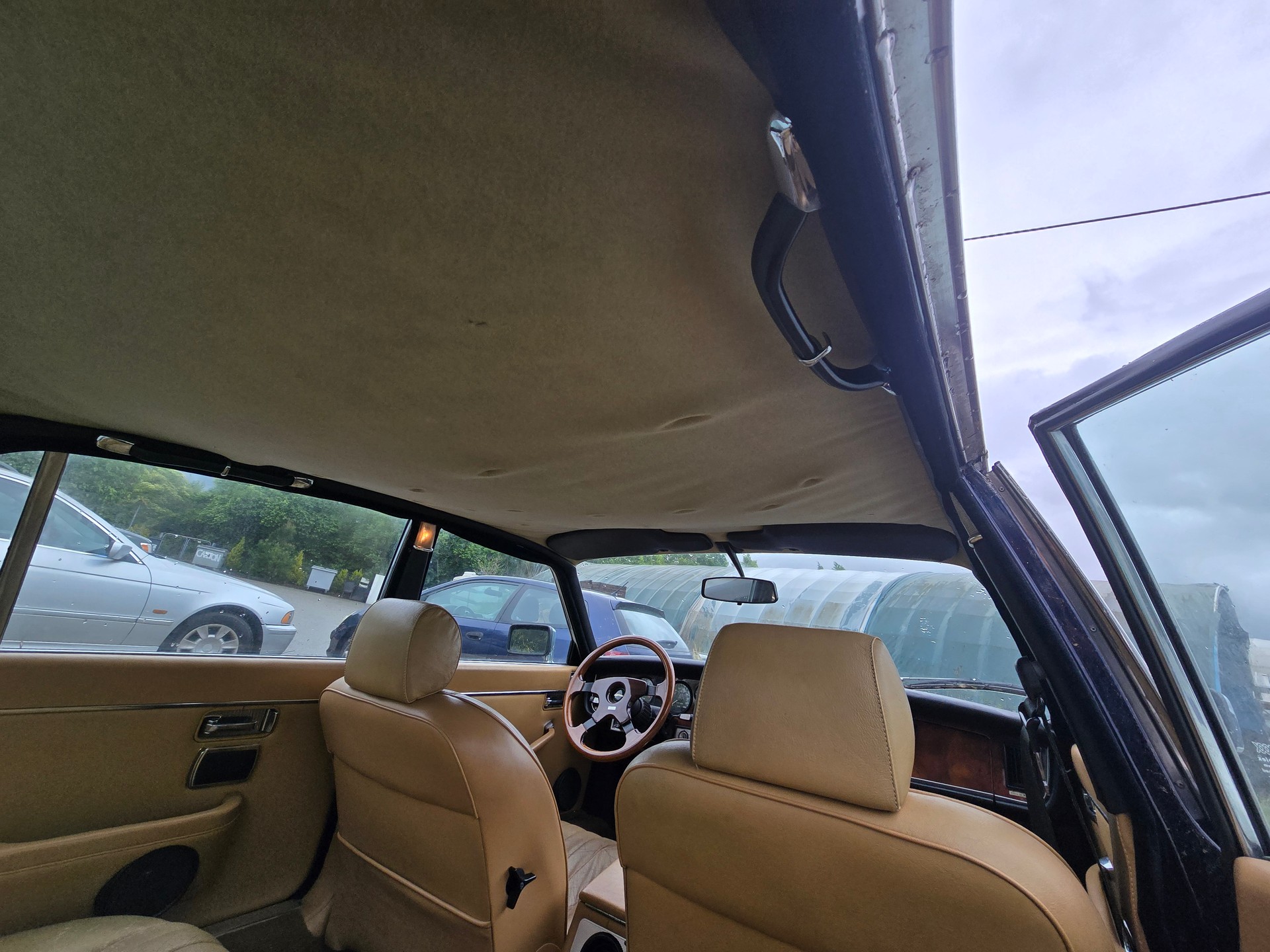 JAGUAR XJ6 4.2 Swiss-image-8