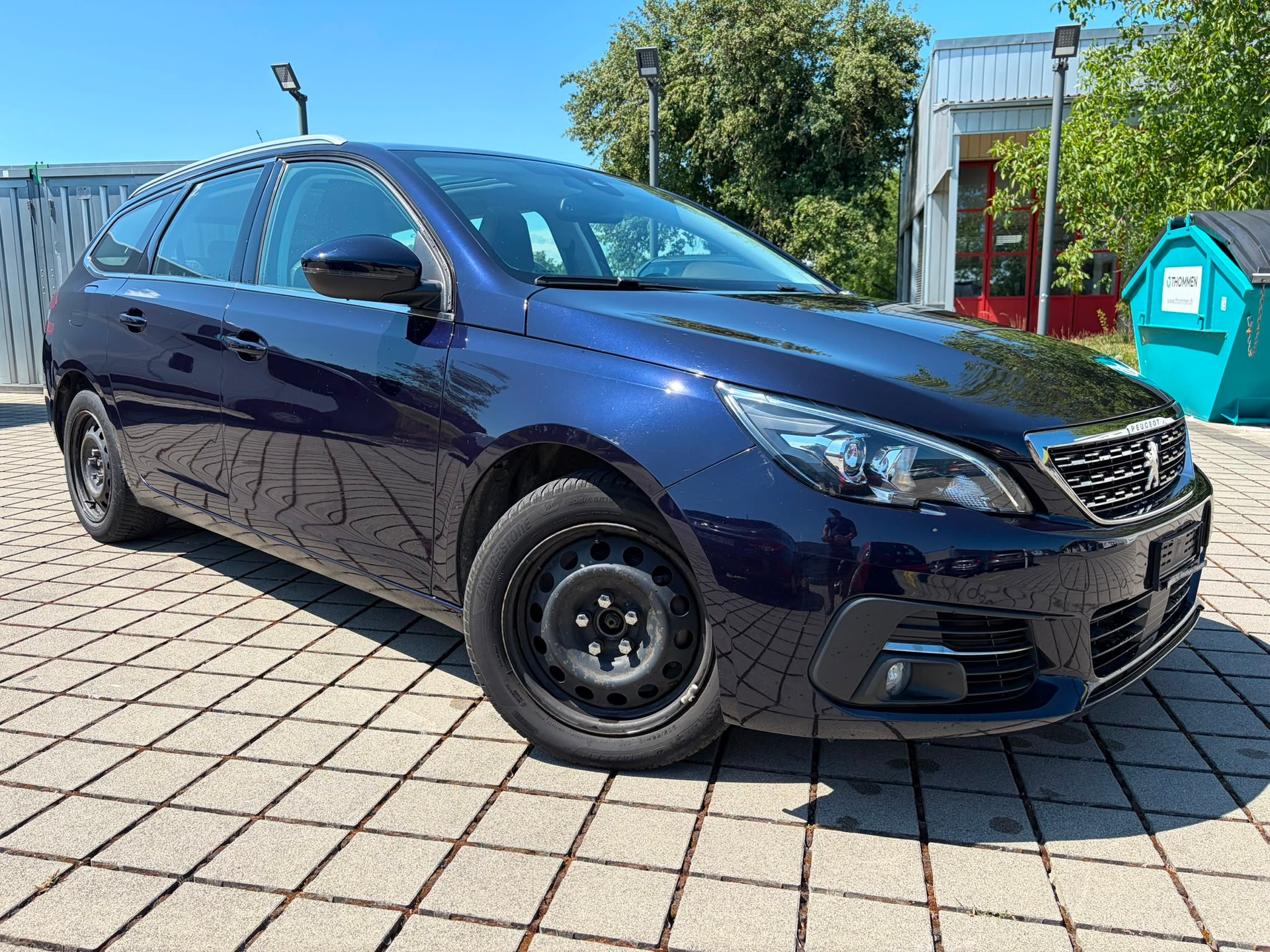 PEUGEOT 308 SW 1.2 Pure Tech Allure EAT8-image-0