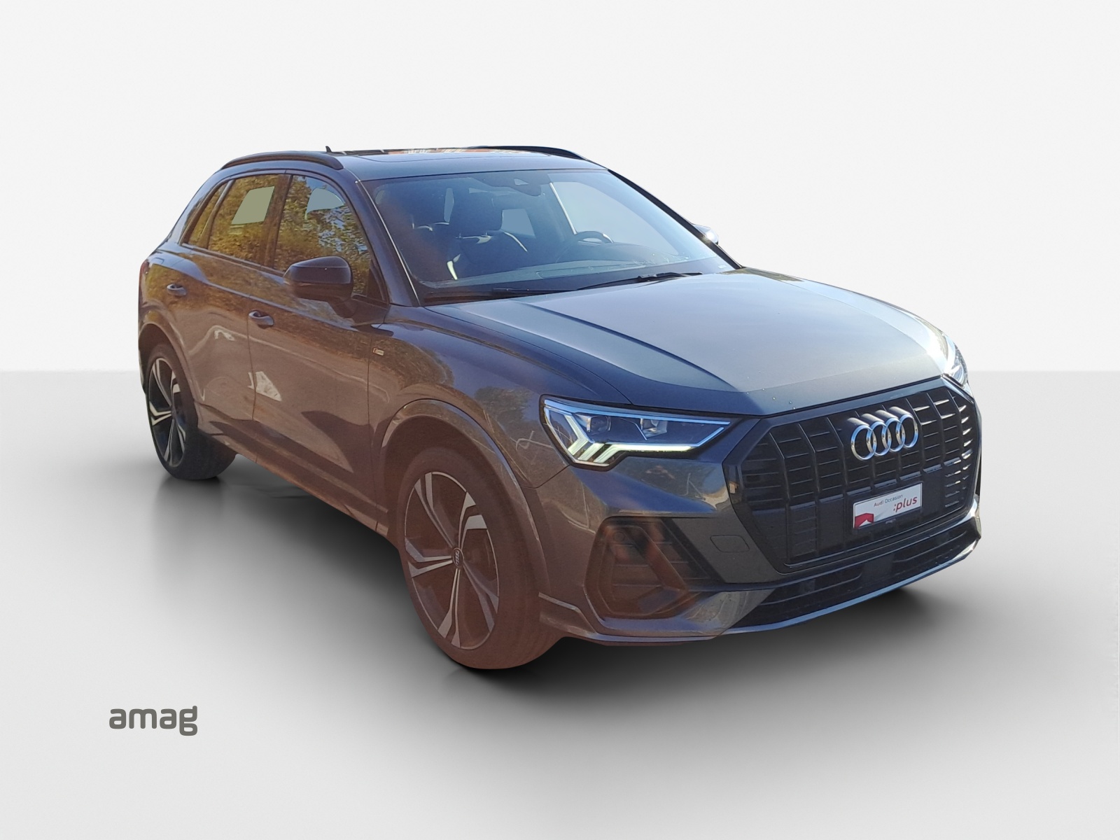 AUDI Q3 35 TFSI S line Attraction S-tronic-image-5