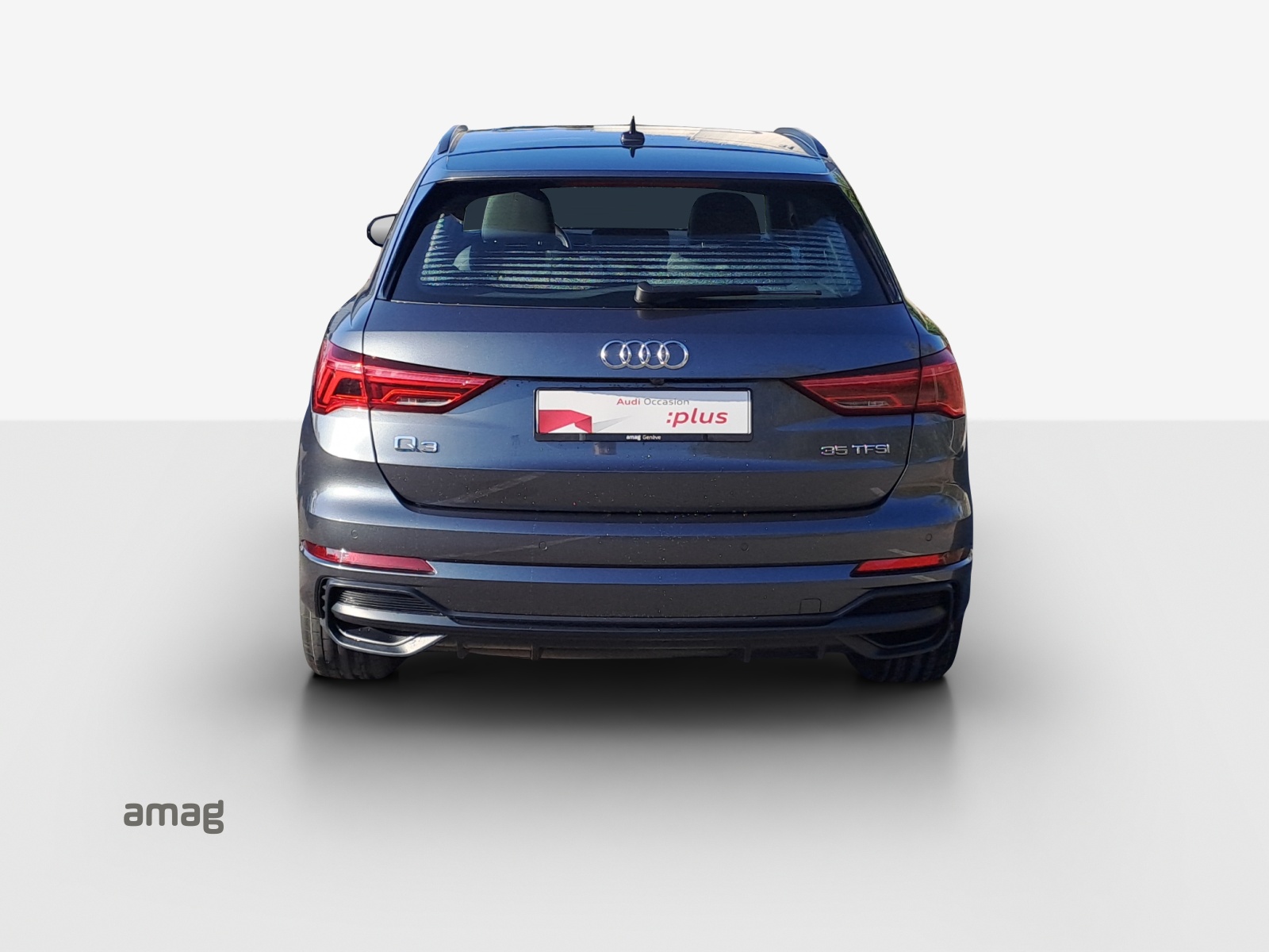 AUDI Q3 35 TFSI S line Attraction S-tronic-image-3