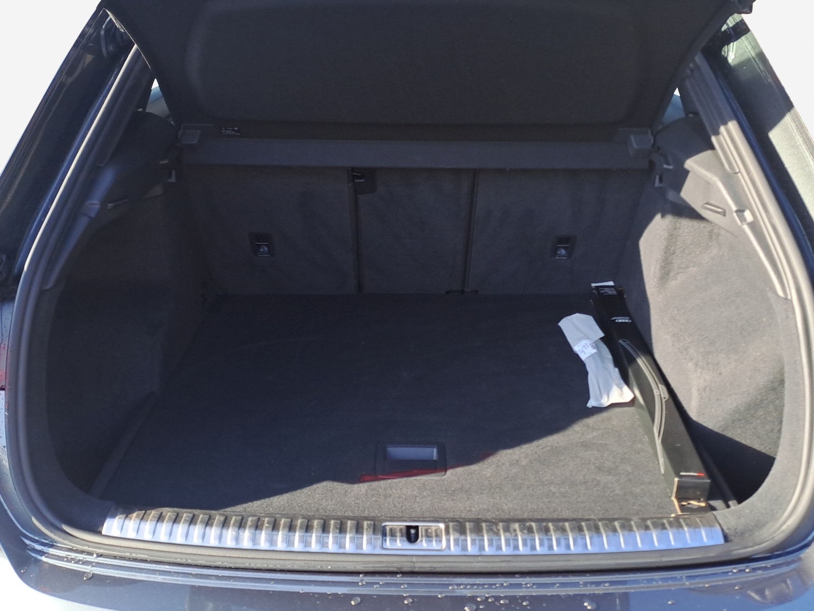 AUDI Q3 35 TFSI S line Attraction S-tronic-image-12