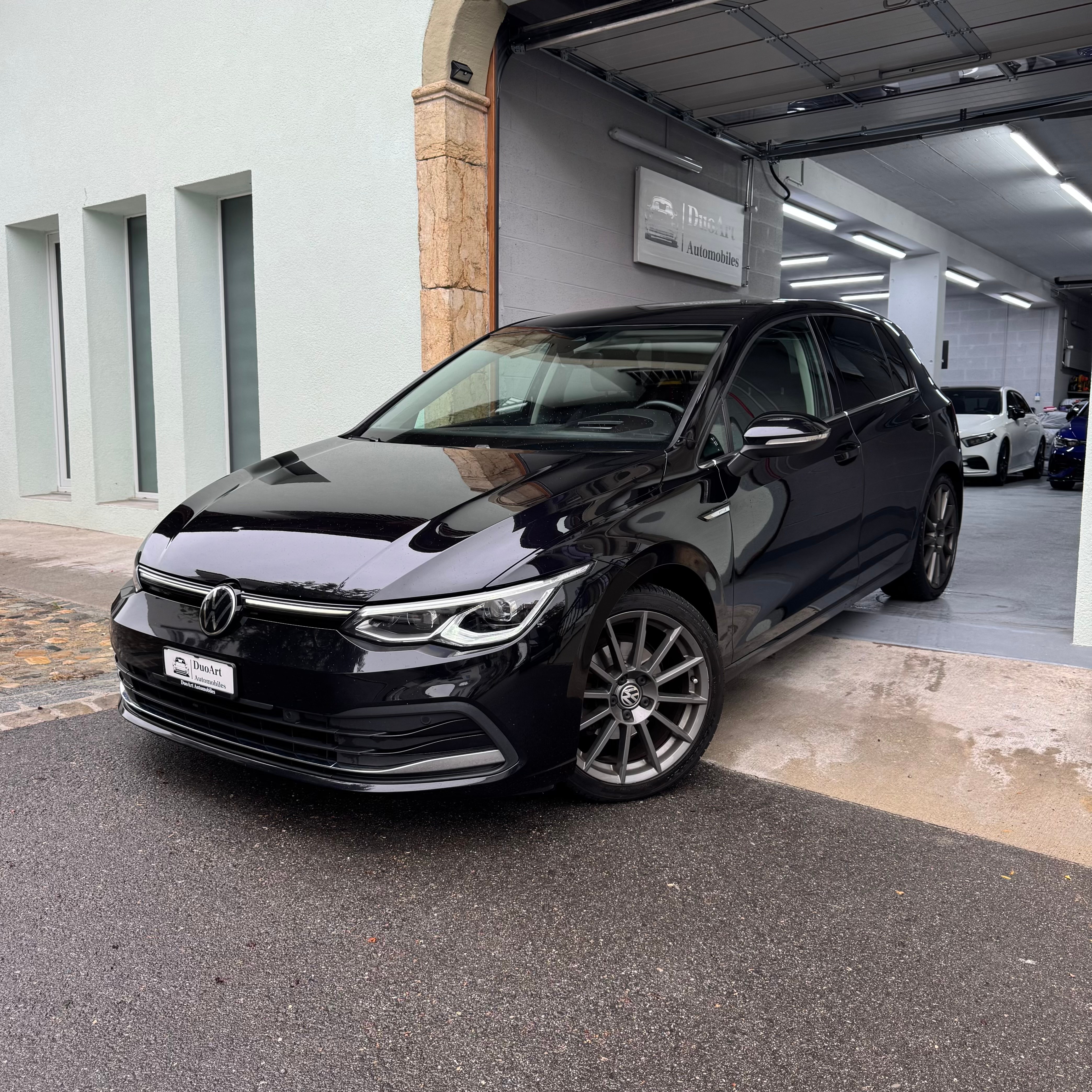 Car photo