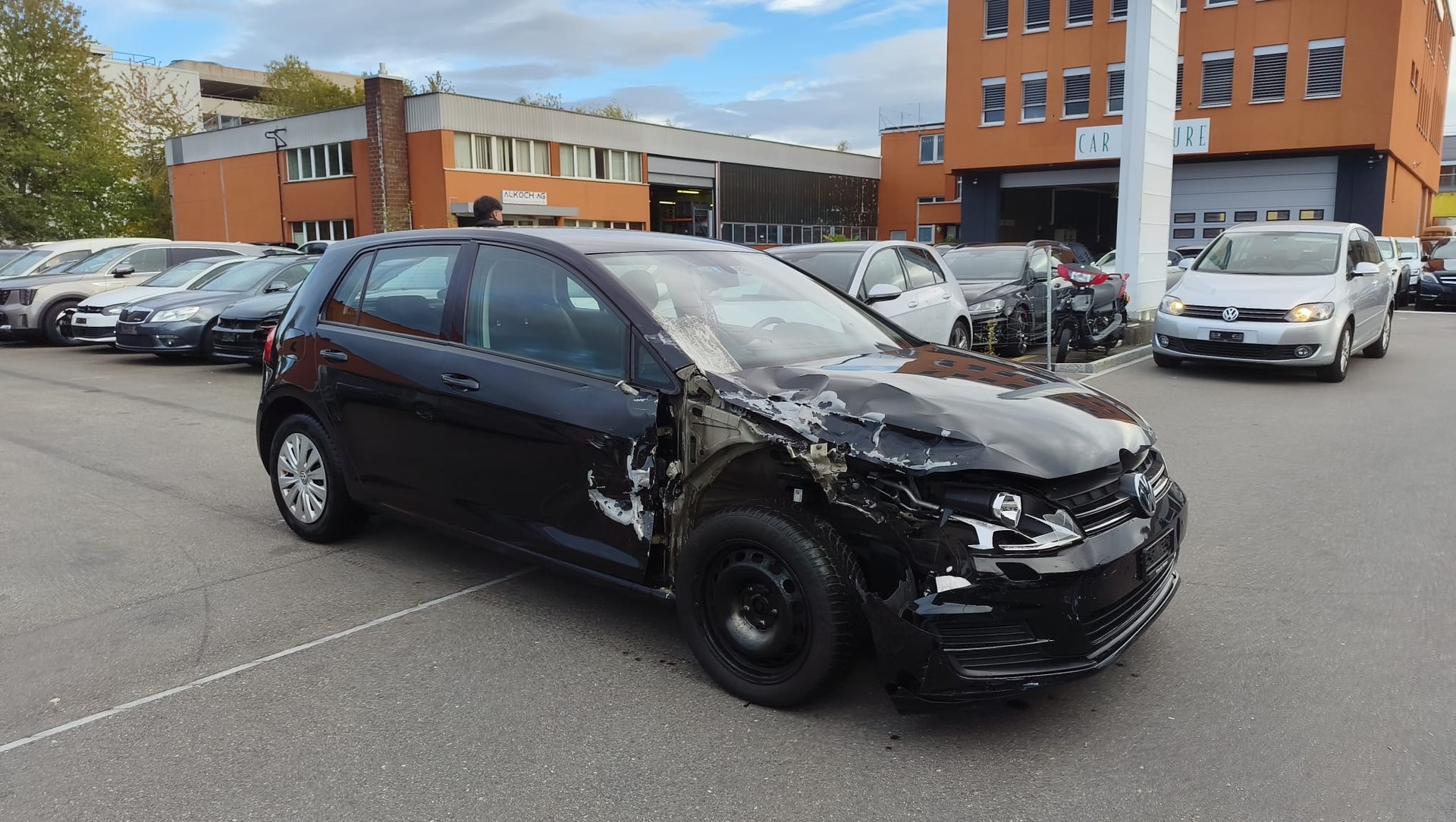 VW Golf 1.6 TDI Trendline-image-4