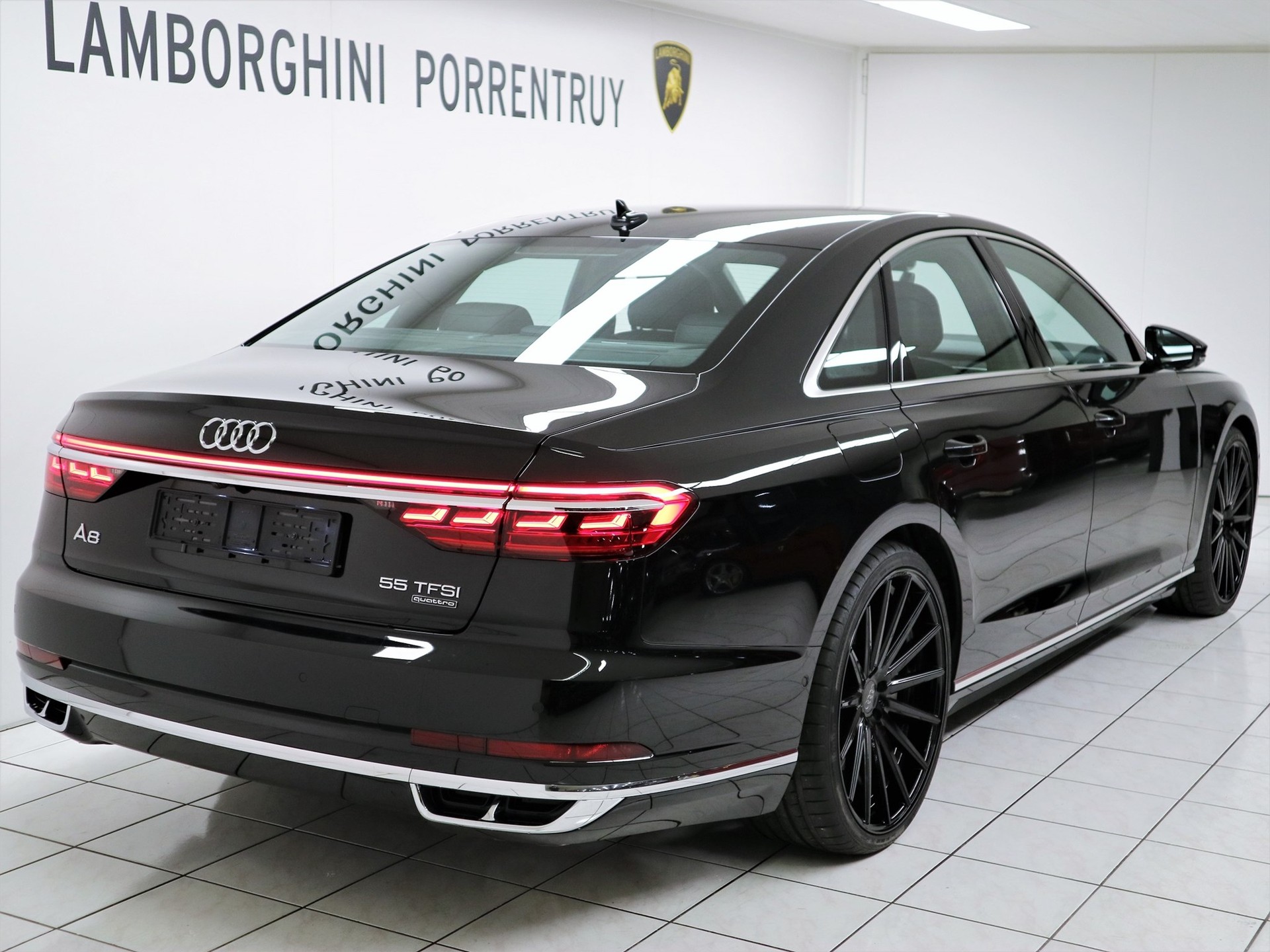 AUDI A8 55 TFSI quattro tiptronic-image-2
