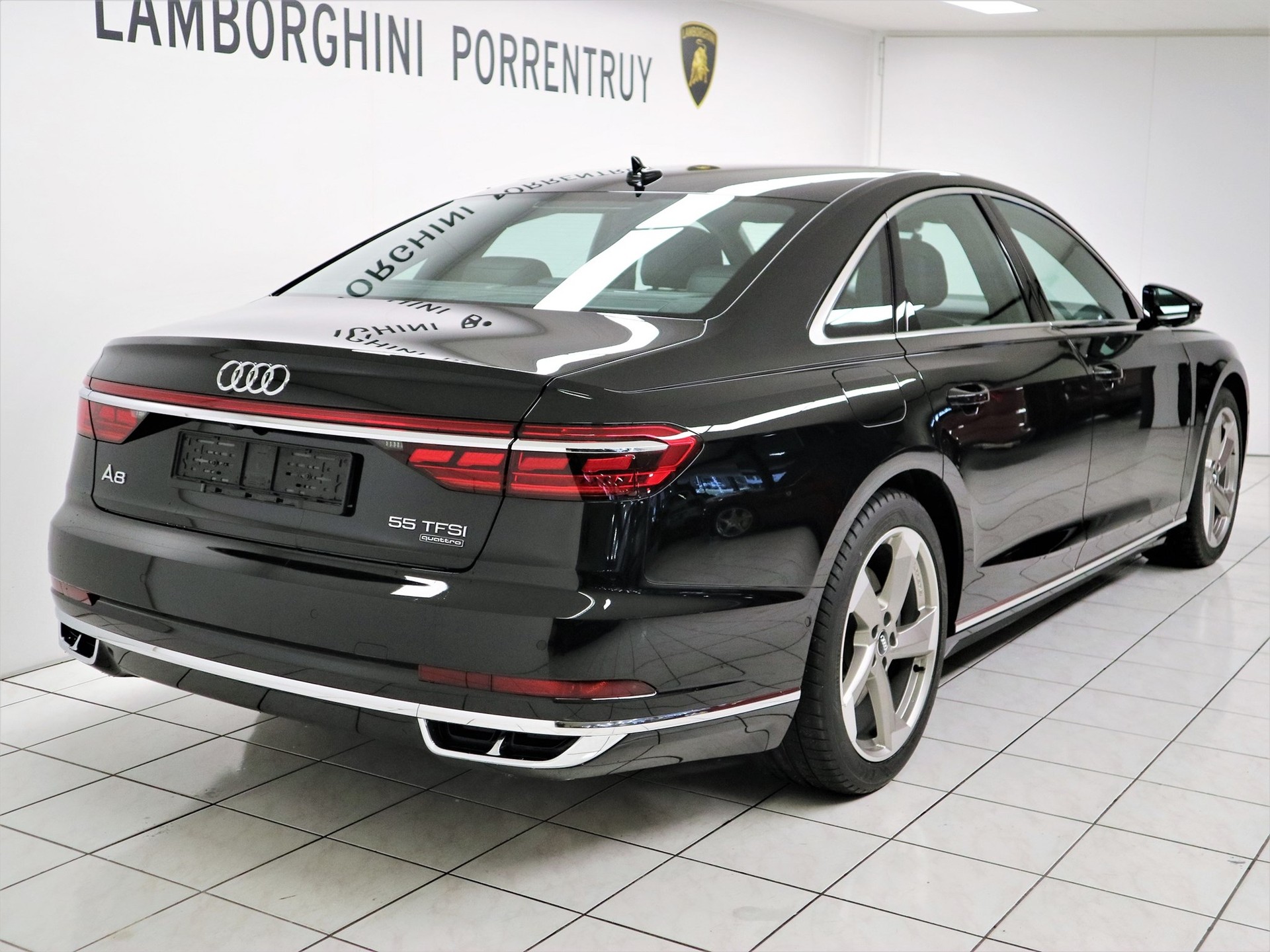AUDI A8 55 TFSI quattro tiptronic-image-5