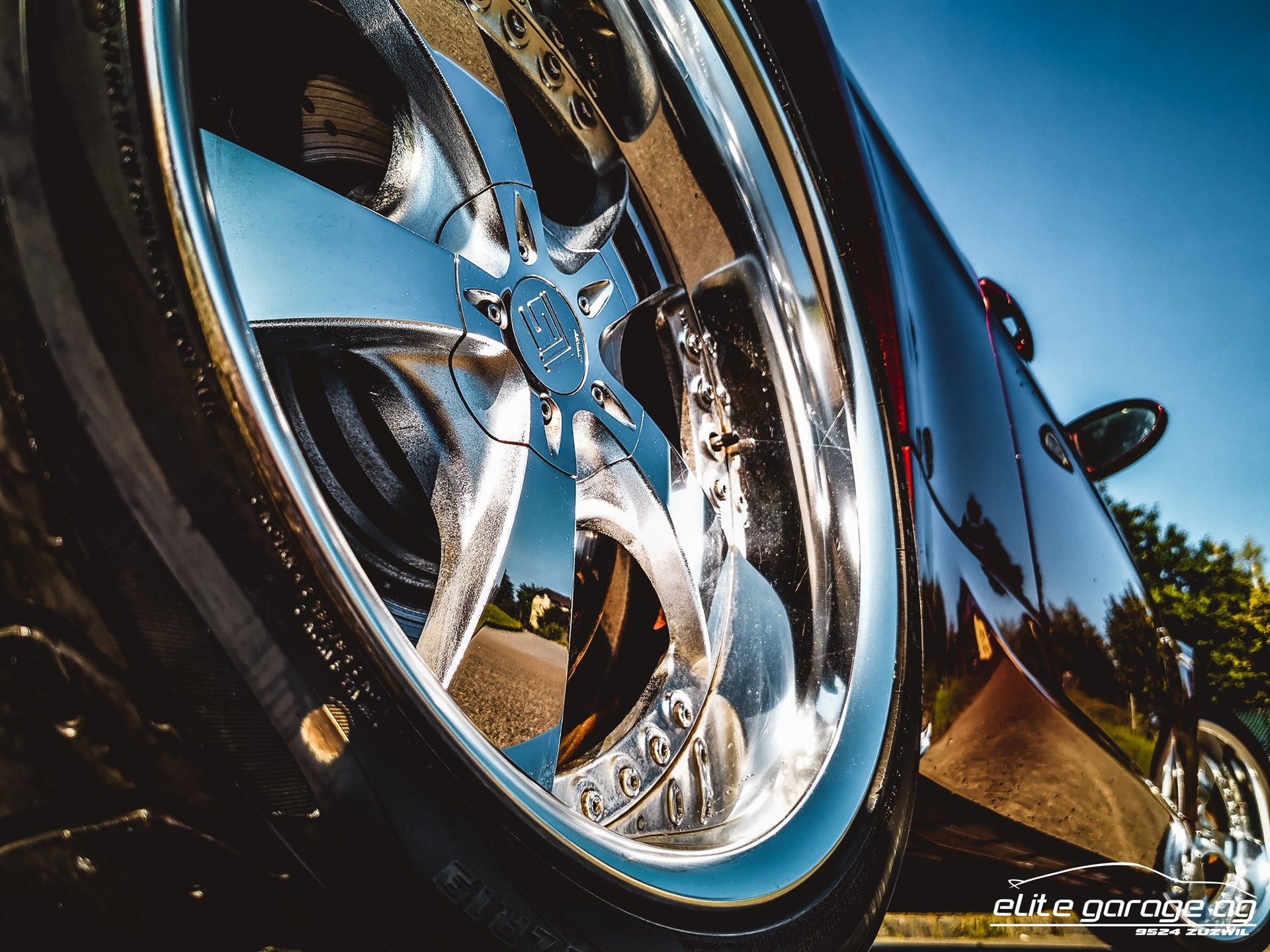 BMW M6-image-8