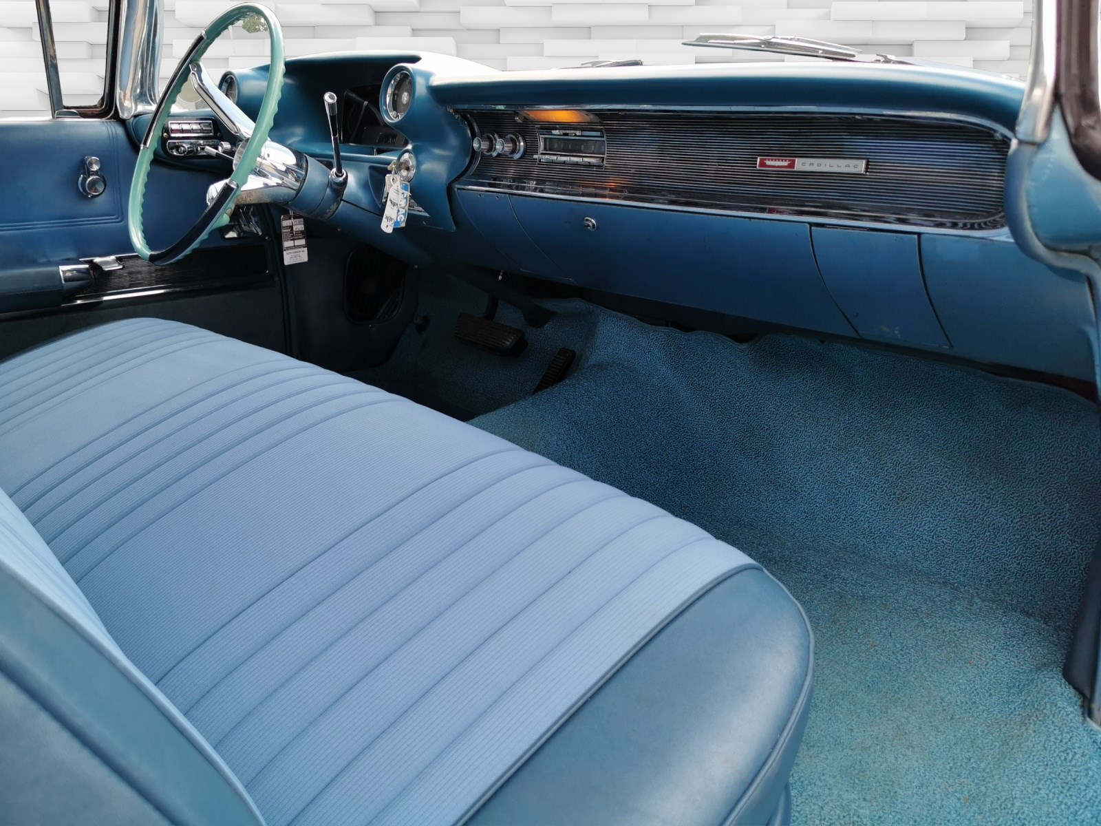 CADILLAC Serie 62 Sedan 4 door 6.4 V8-image-9